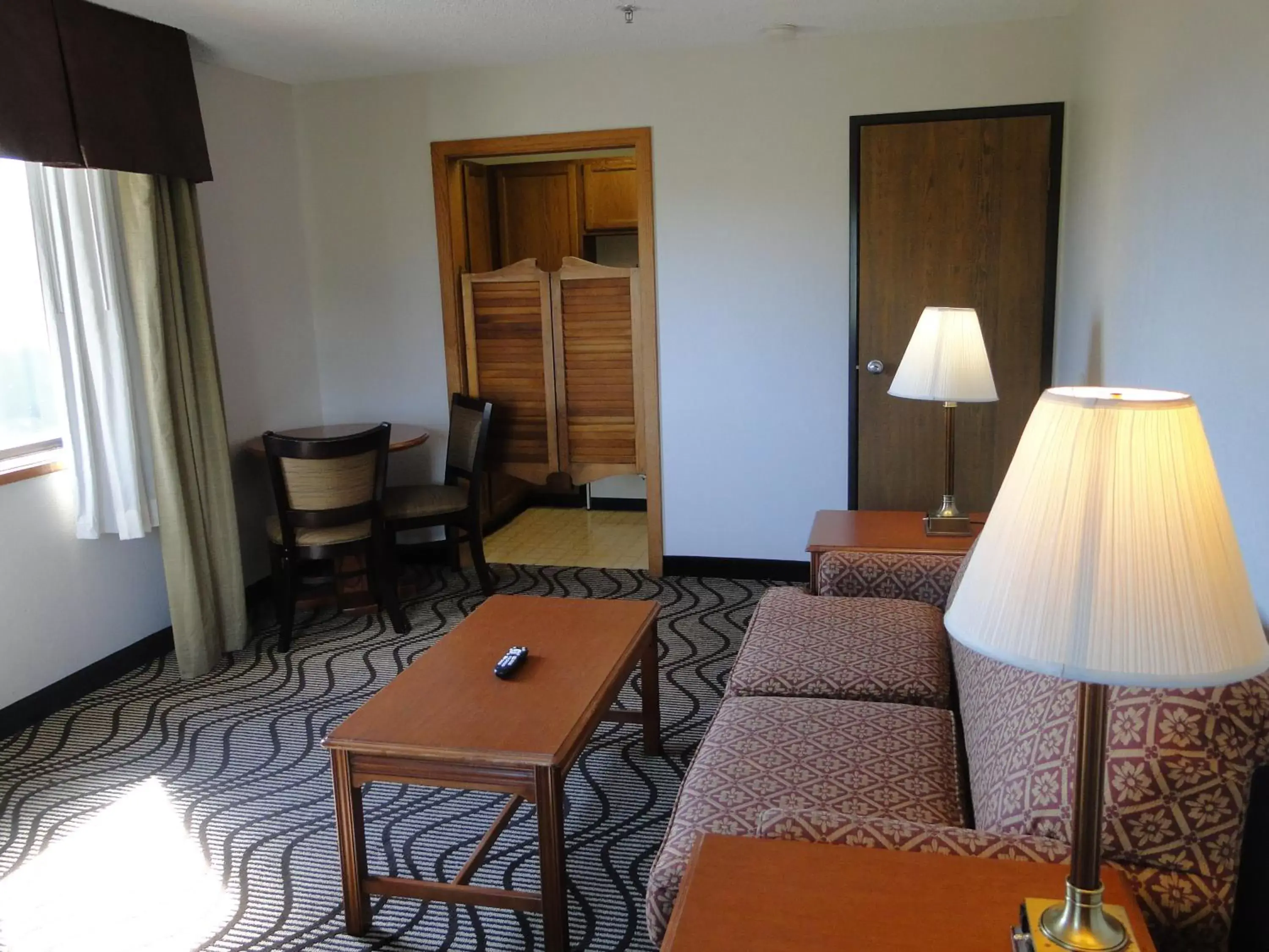 Living room, Seating Area in Oscoda Lakeside Hotel