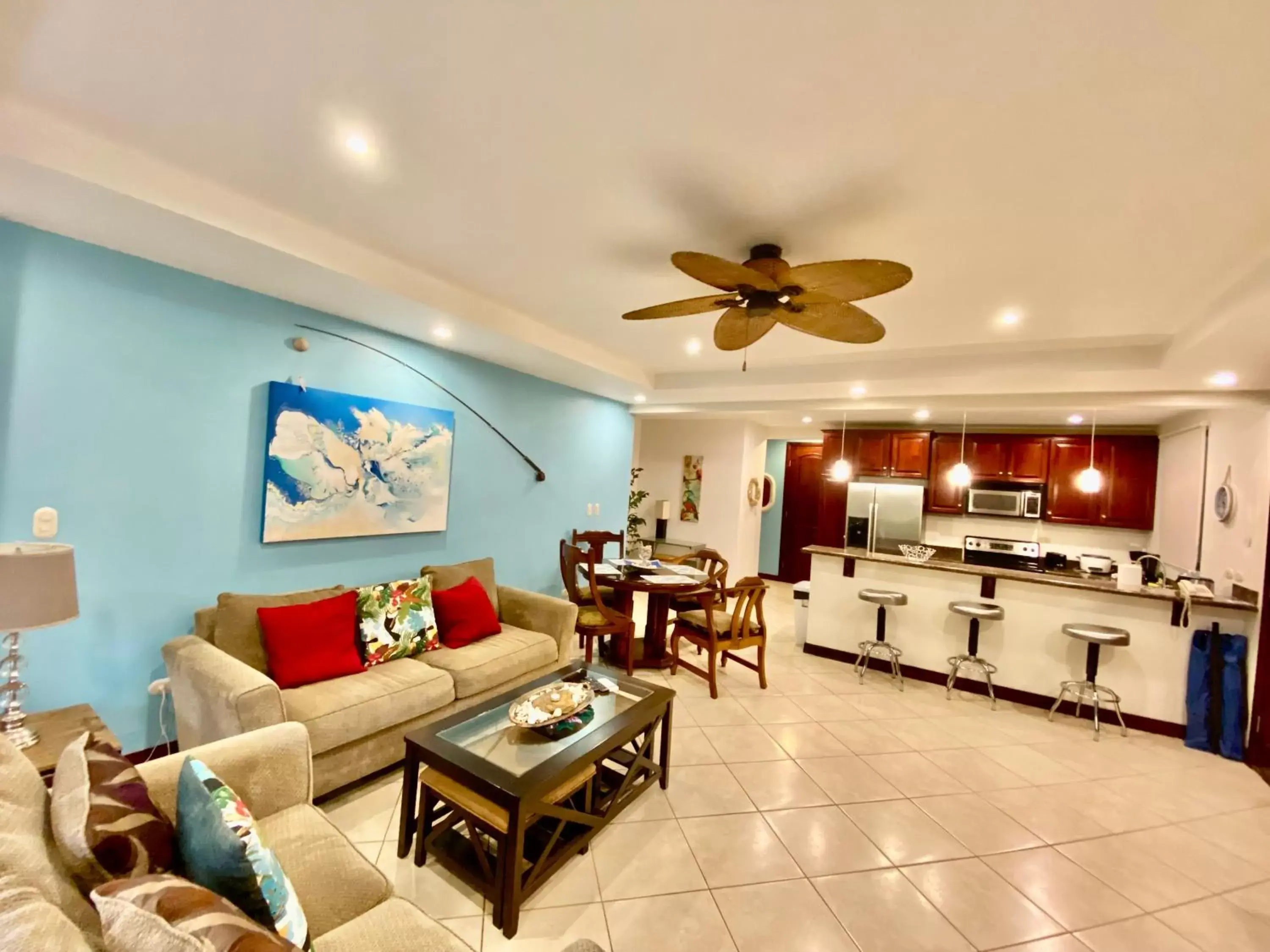 Living room, Seating Area in Monte Carlo Luxury Condominiums