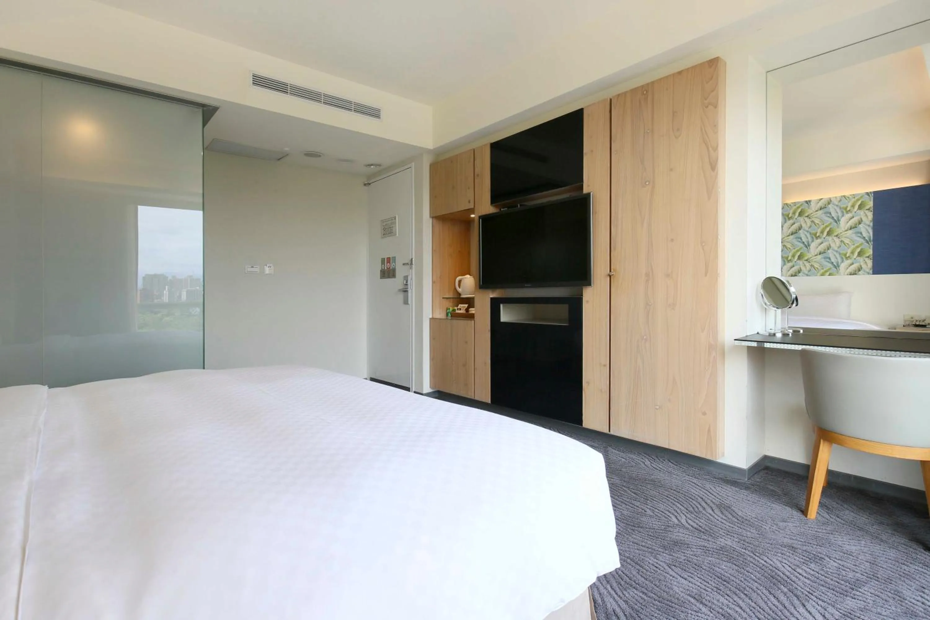 Photo of the whole room, Bed in Dandy Hotel-Daan Park Branch