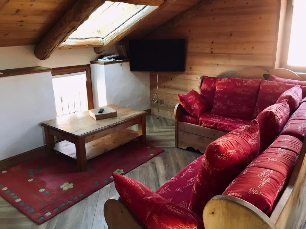 Property building, Seating Area in Hôtel Restaurant Angival - Chambres et Appartement