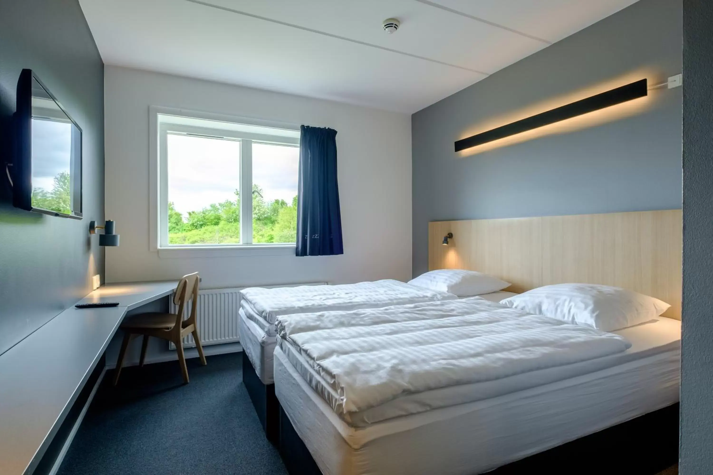 Photo of the whole room, Bed in Zleep Hotel Ballerup