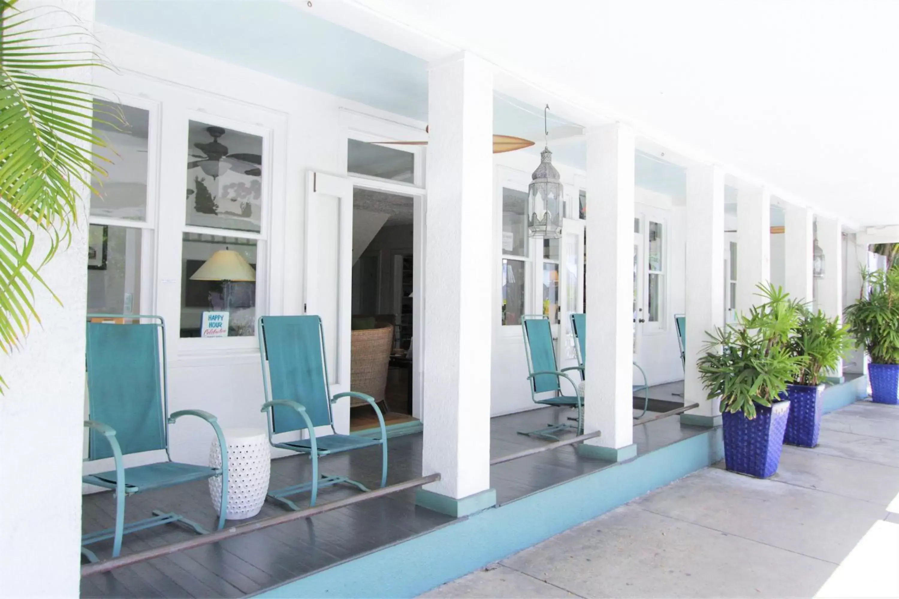 Facade/entrance in Eden House Facade/entrance in Eden House