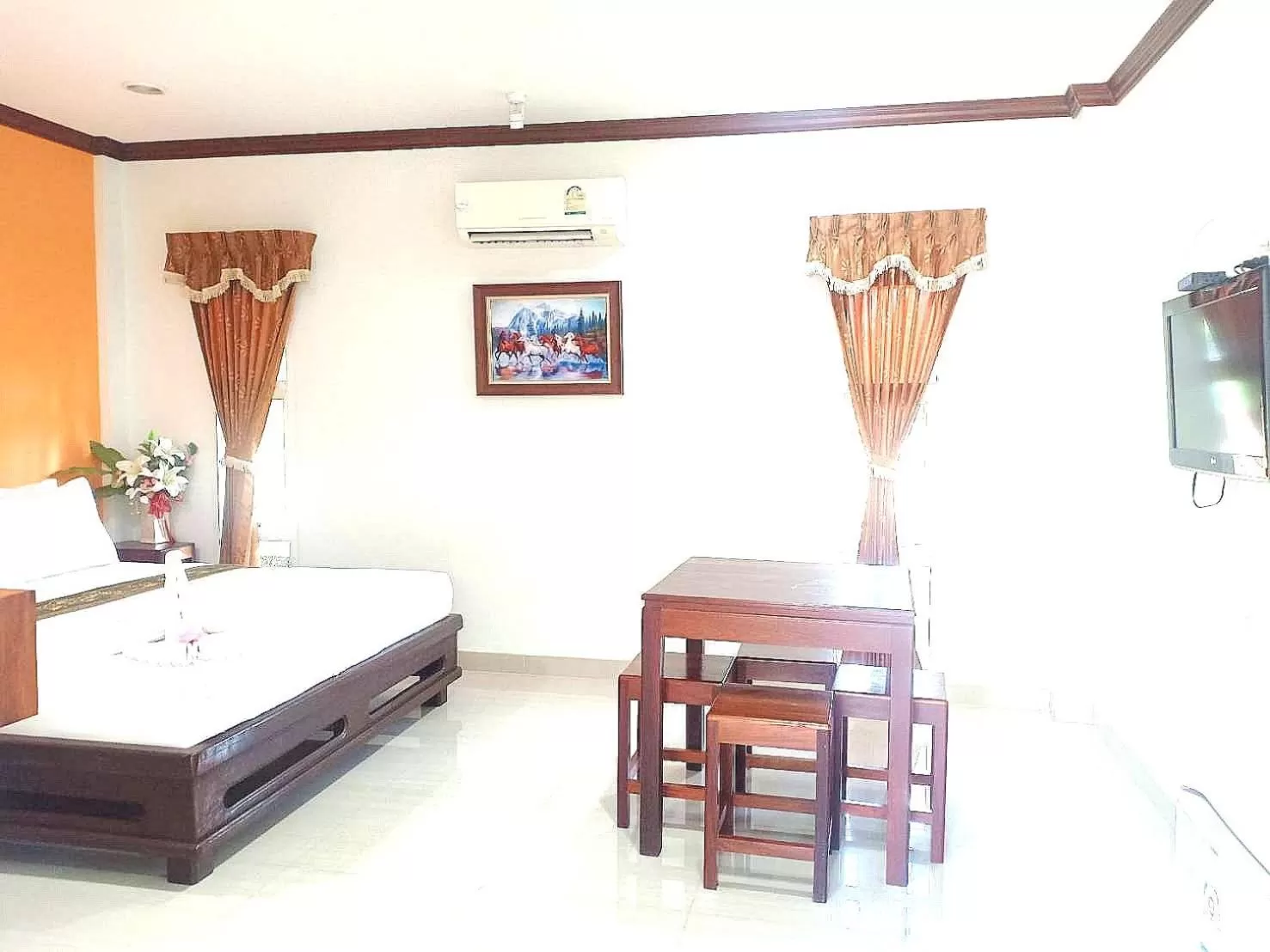 Photo of the whole room, Bed in Capital O 75415 Nanthachart Riverview Resort