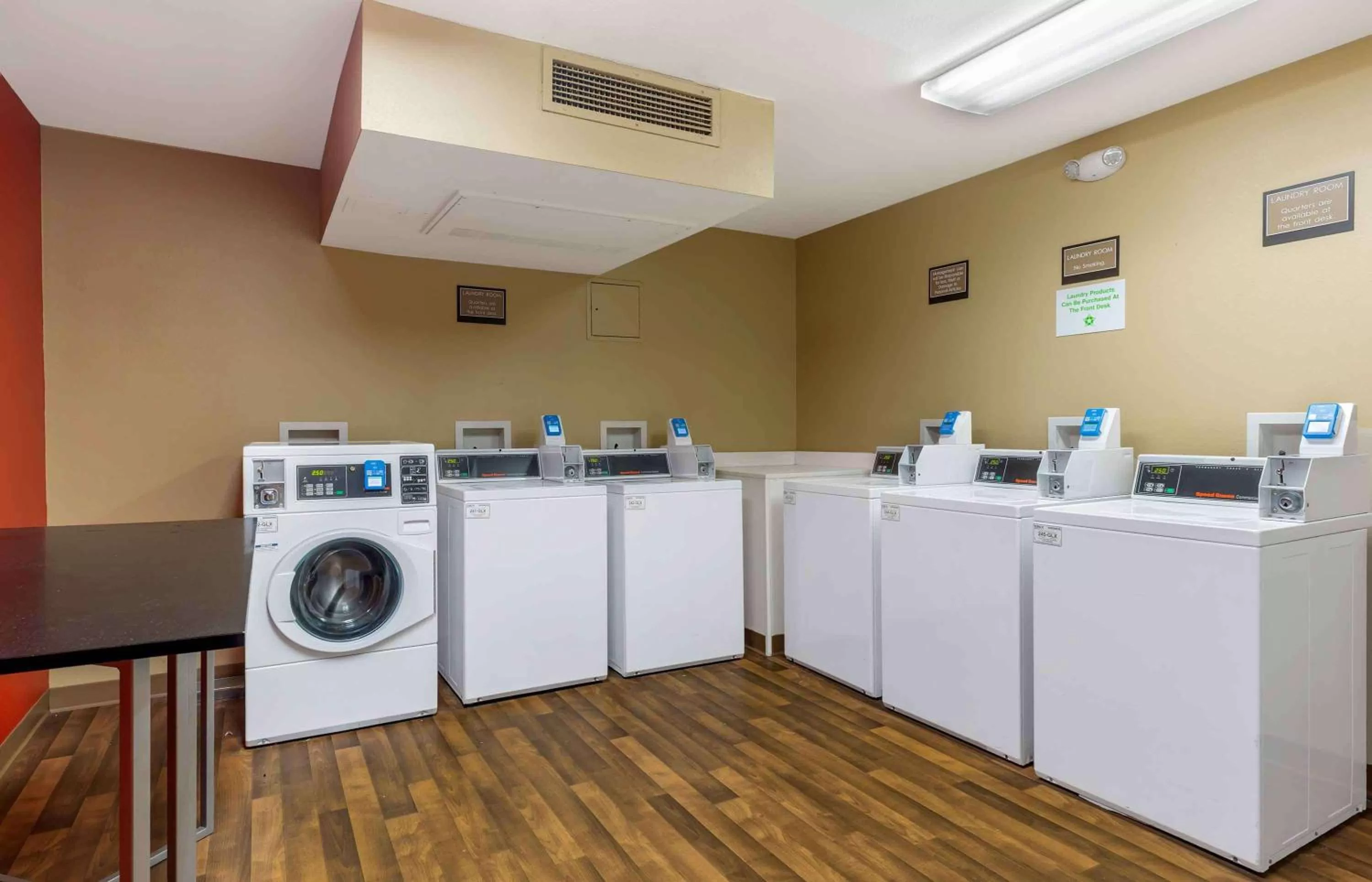 Property building in Extended Stay America Suites - Boston - Burlington