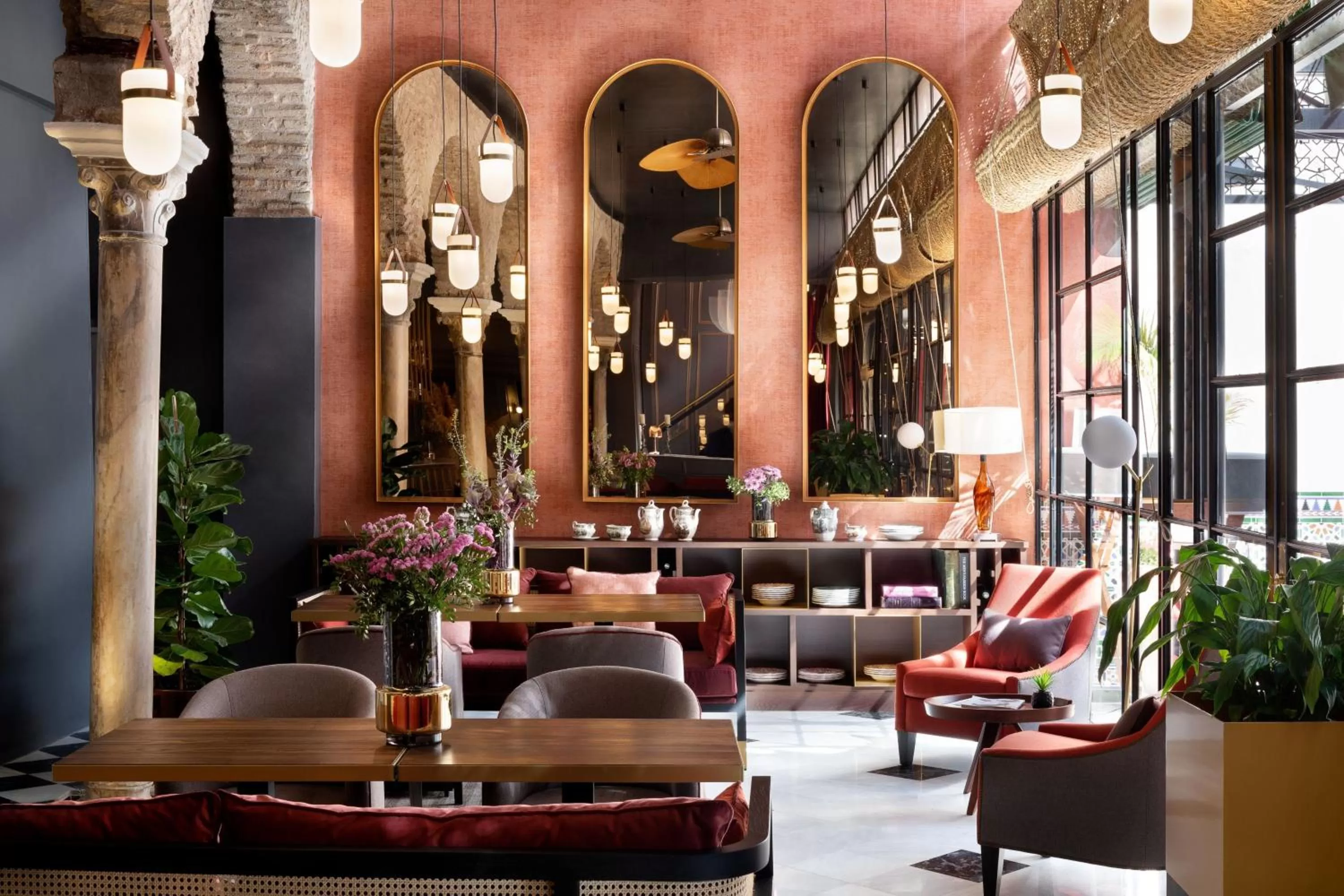 Lobby or reception in Los Seises Sevilla, a Tribute Portfolio Hotel
