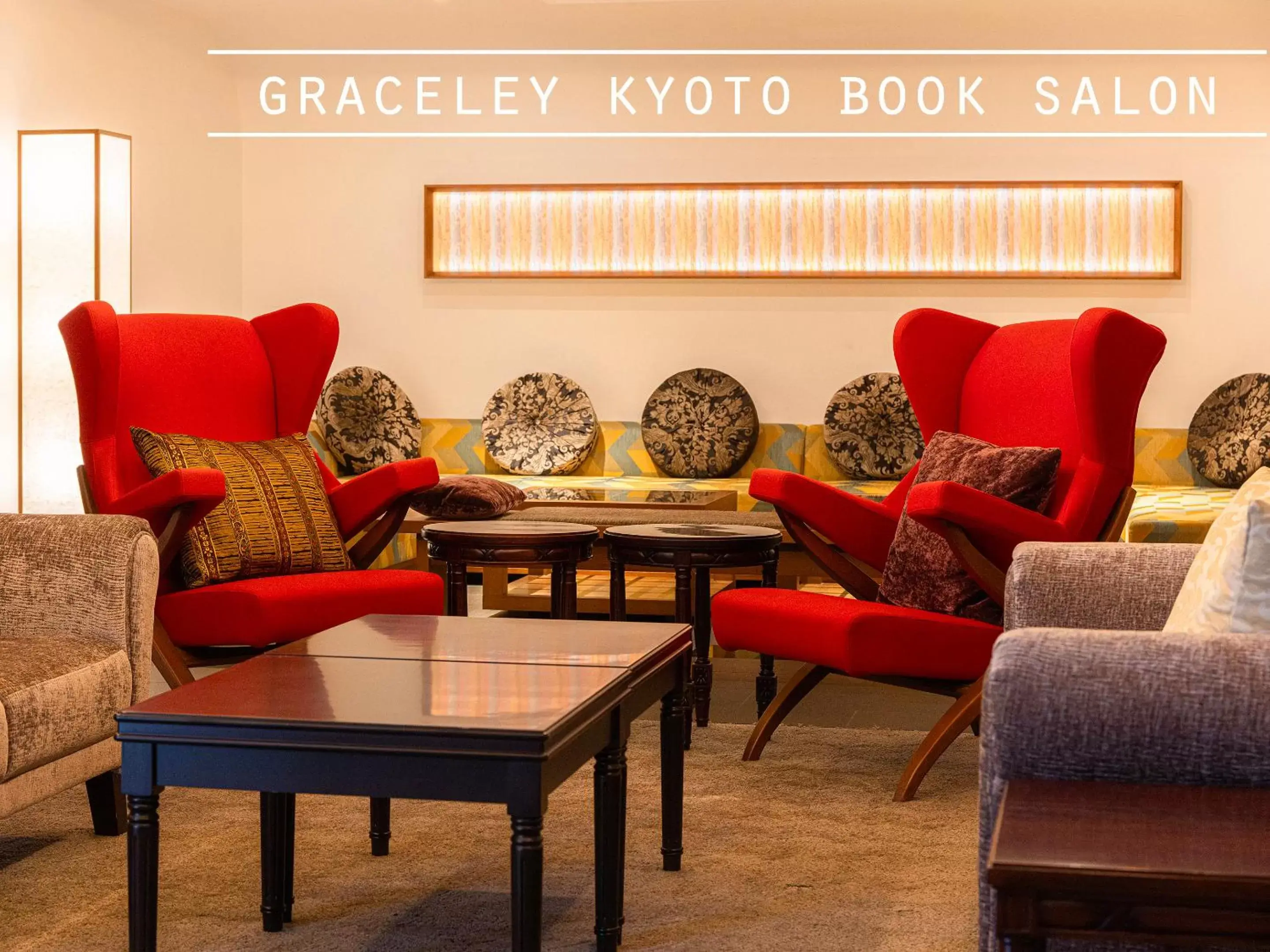 Communal lounge/ TV room, Seating Area in Hotel Gracery Kyoto Sanjo