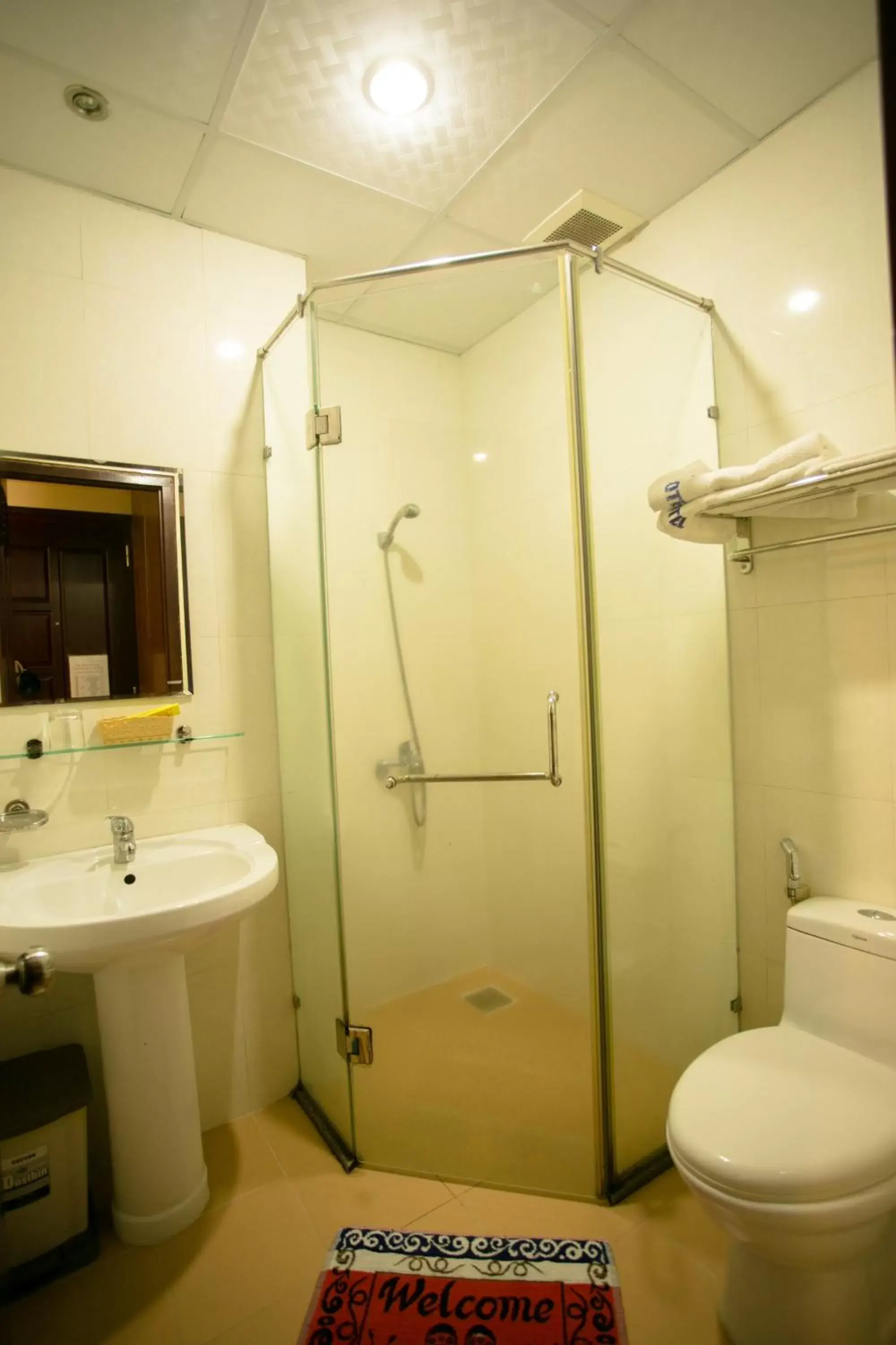 Bathroom in Golden Sea Hotel