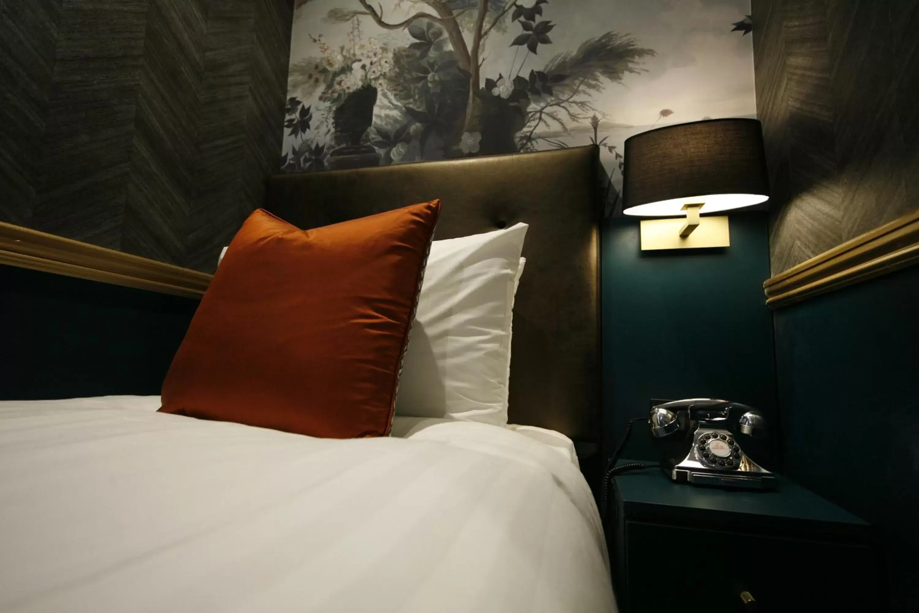 Deluxe Twin Room in The Portico Hotel Deluxe Twin Room in The Portico Hotel