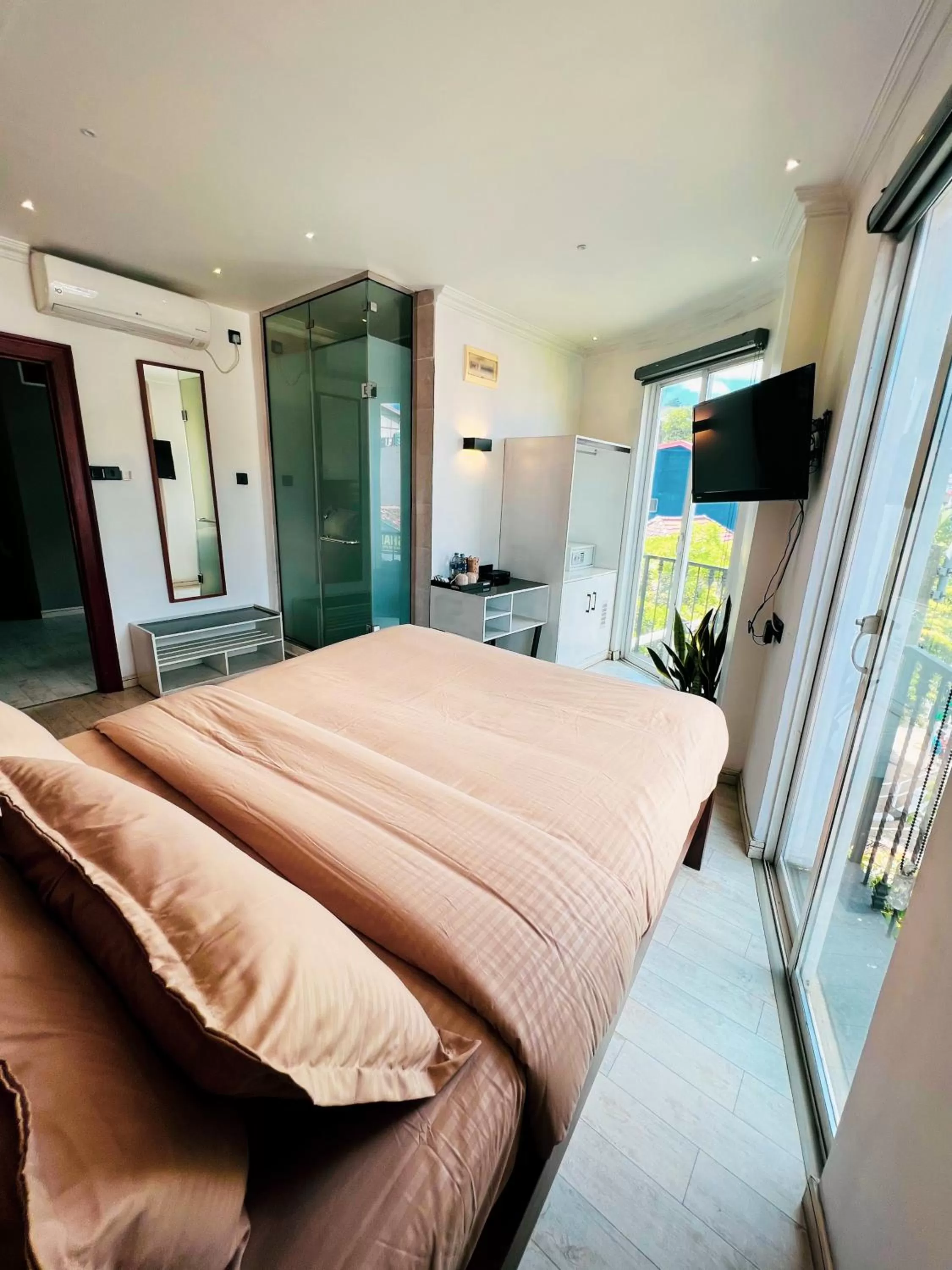 Bed in Bed Station 210