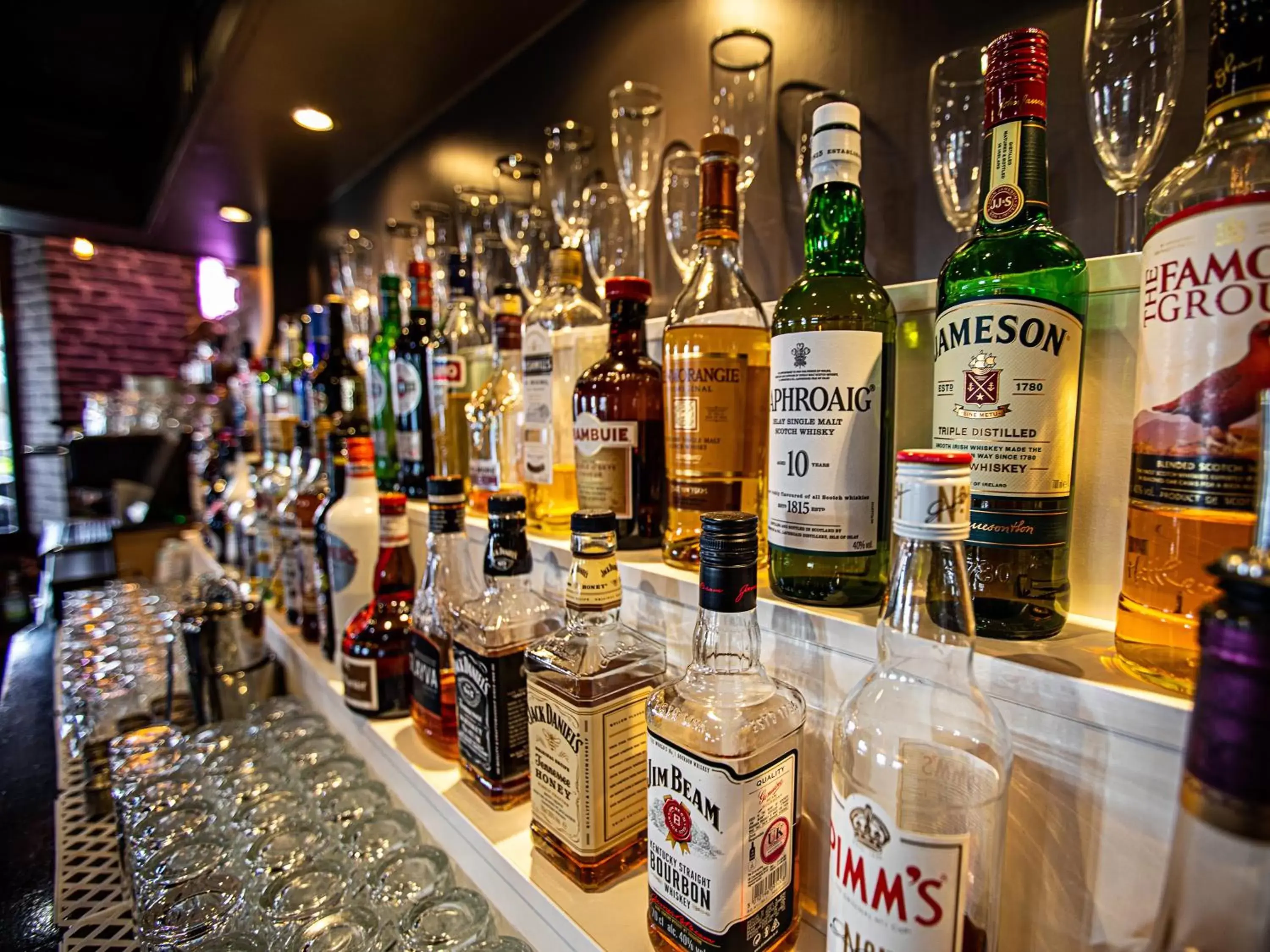 Lounge or bar in Sure Hotel by Best Western Lockerbie