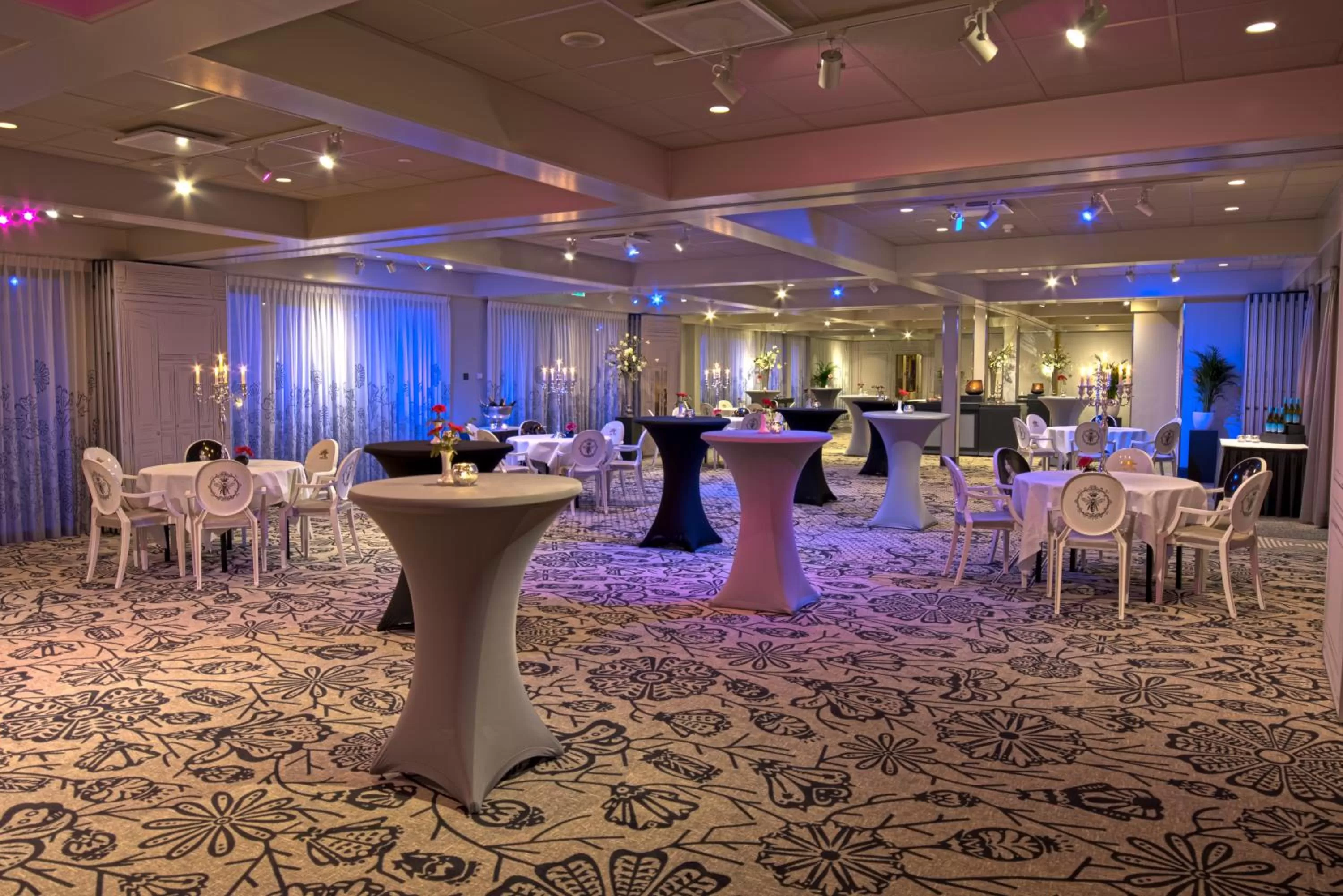 Banquet/Function facilities in Fletcher Hotel-Restaurant Oud London