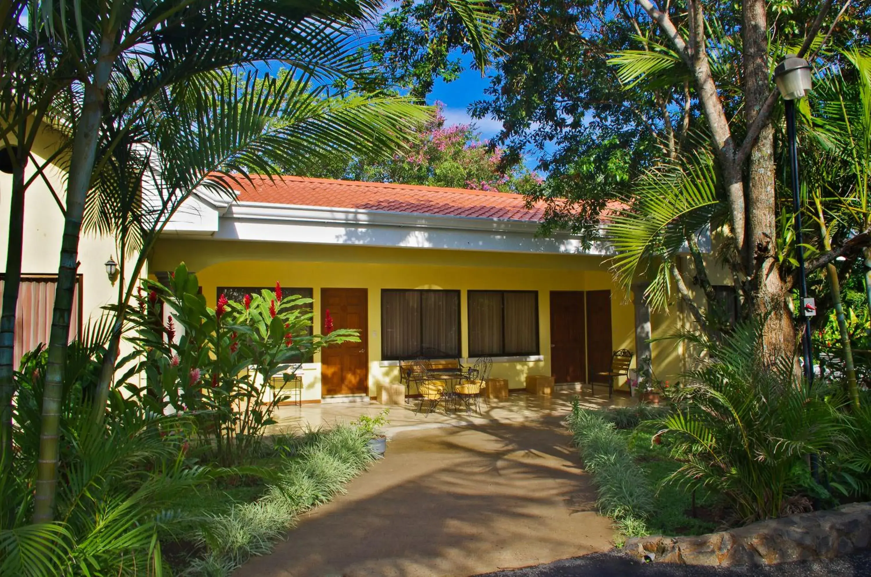 Garden, Property Building in Hotel Robledal