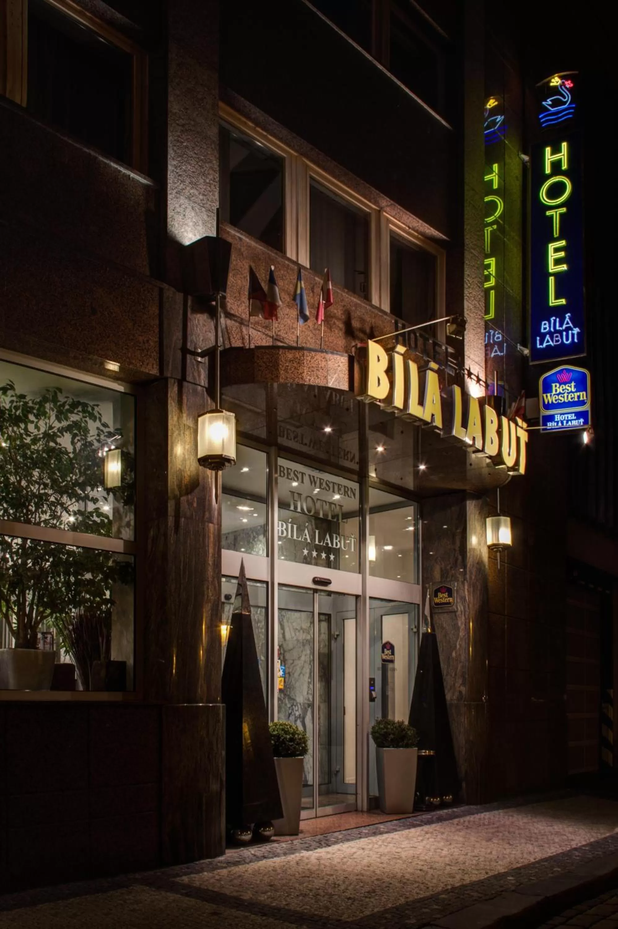 Facade/entrance in Luxury Family Hotel Bílá Labuť