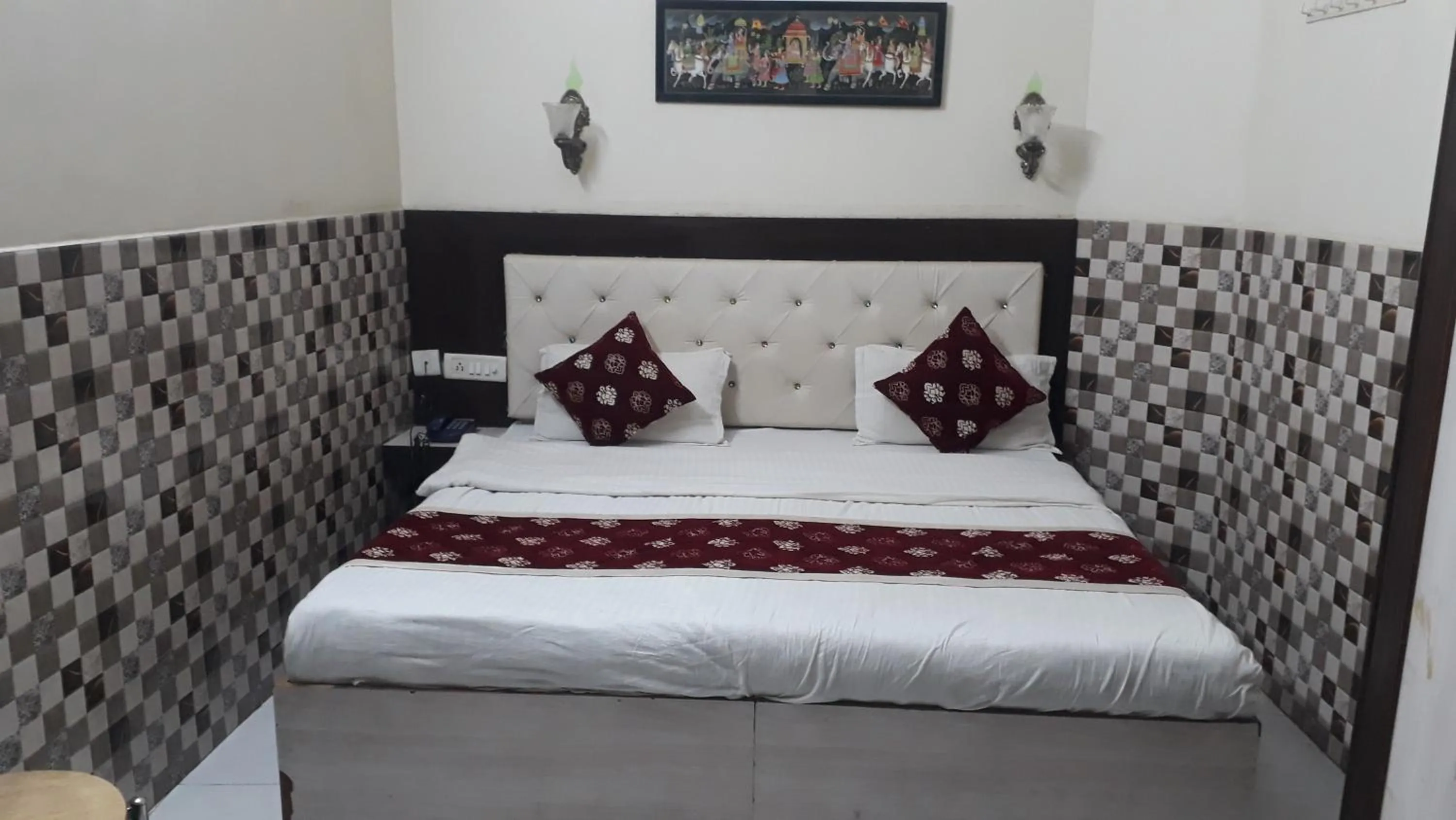 Bedroom, Bed in HOTEL SARWAN