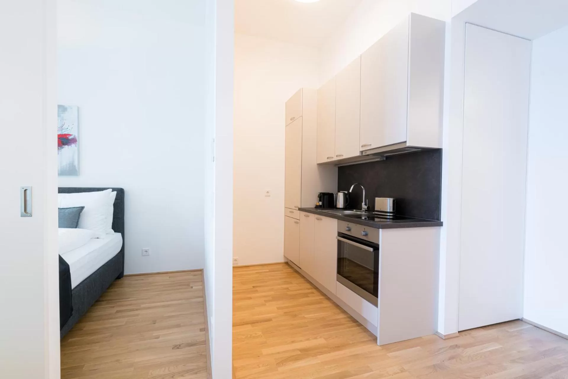 Bed in Vienna Residence, Marina Tower - Danube