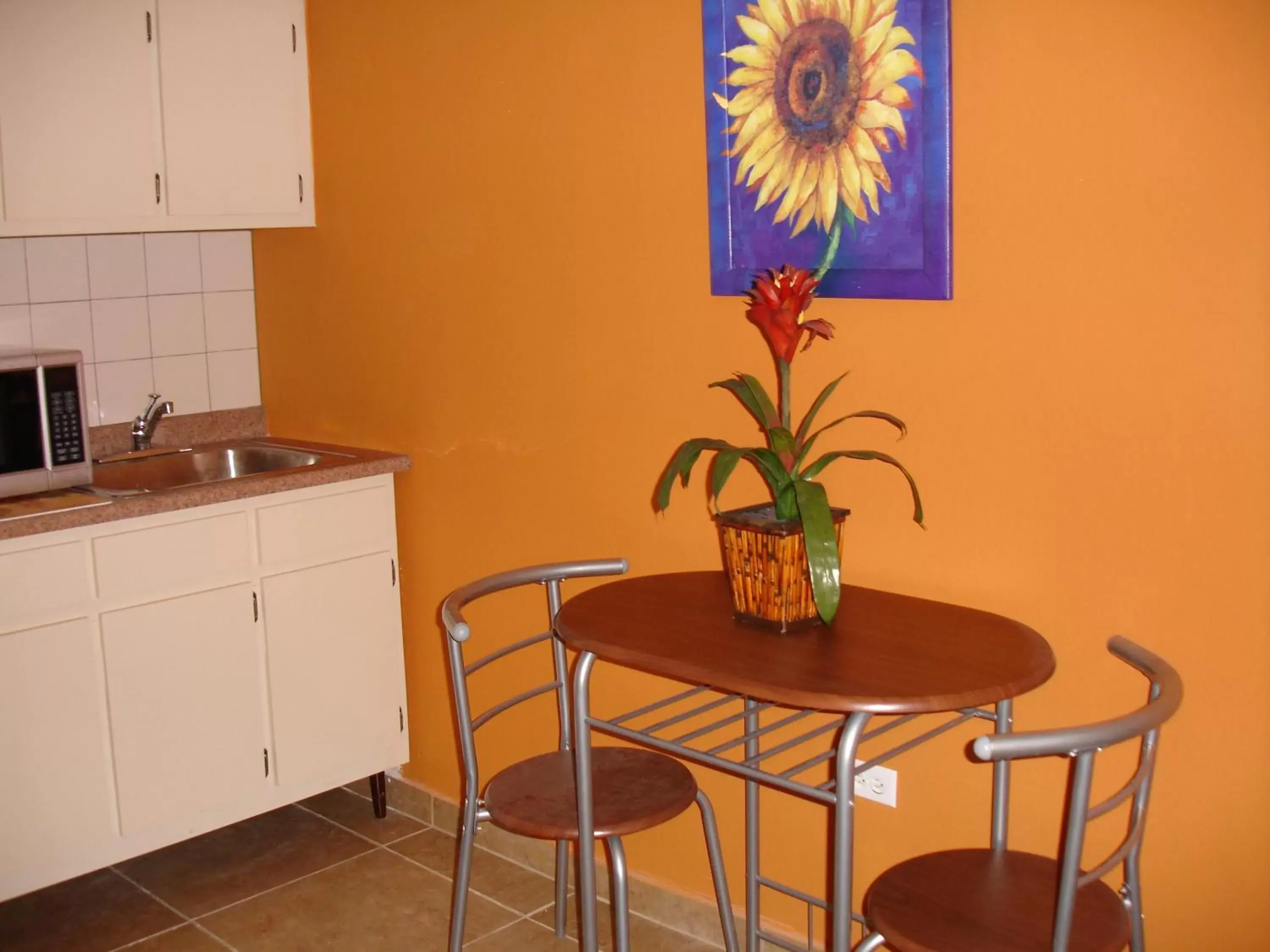 Kitchen or kitchenette, Kitchen/Kitchenette in Dreams Hotel Puerto Rico