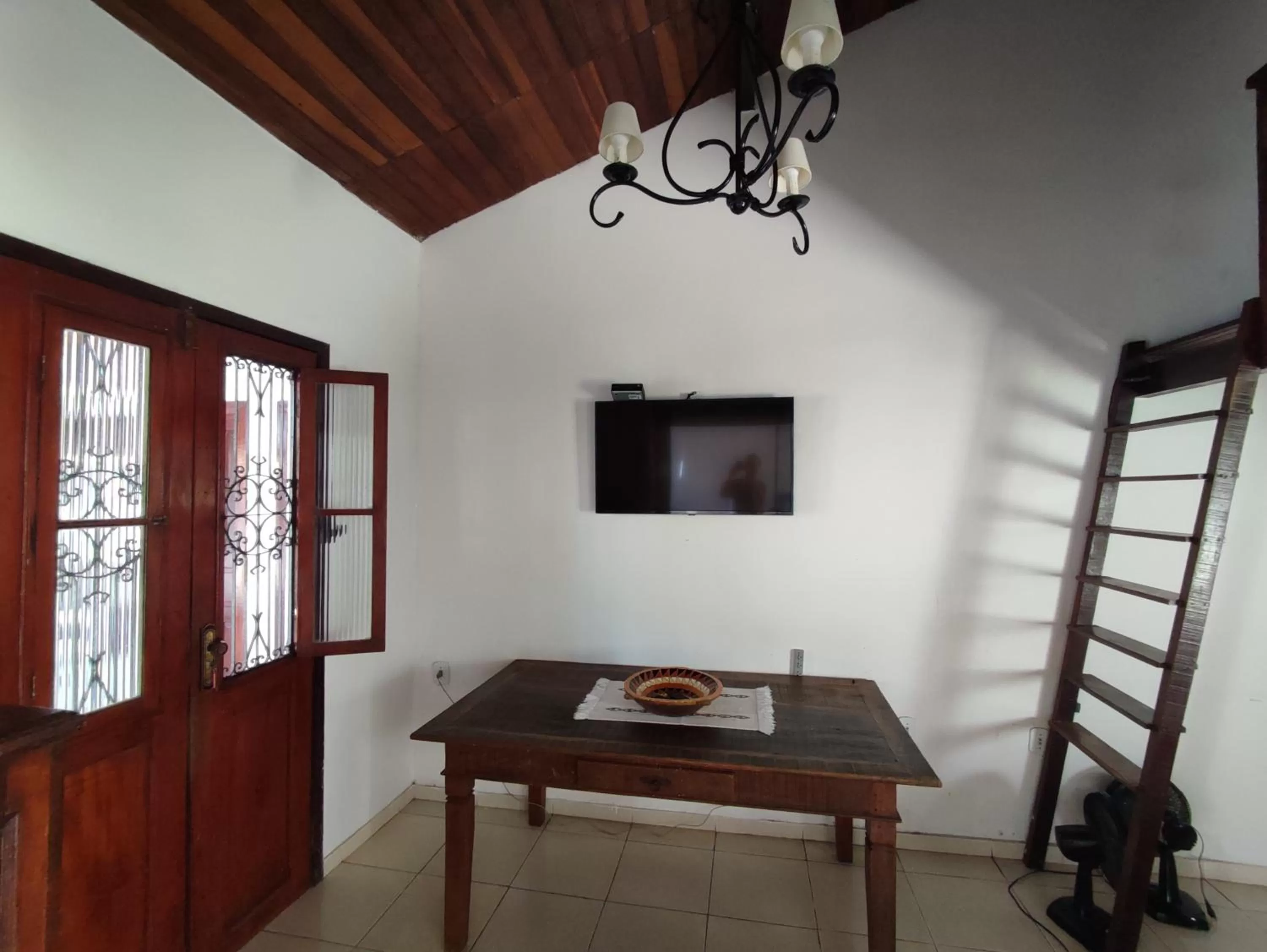 Dining area in Pousada L'étage