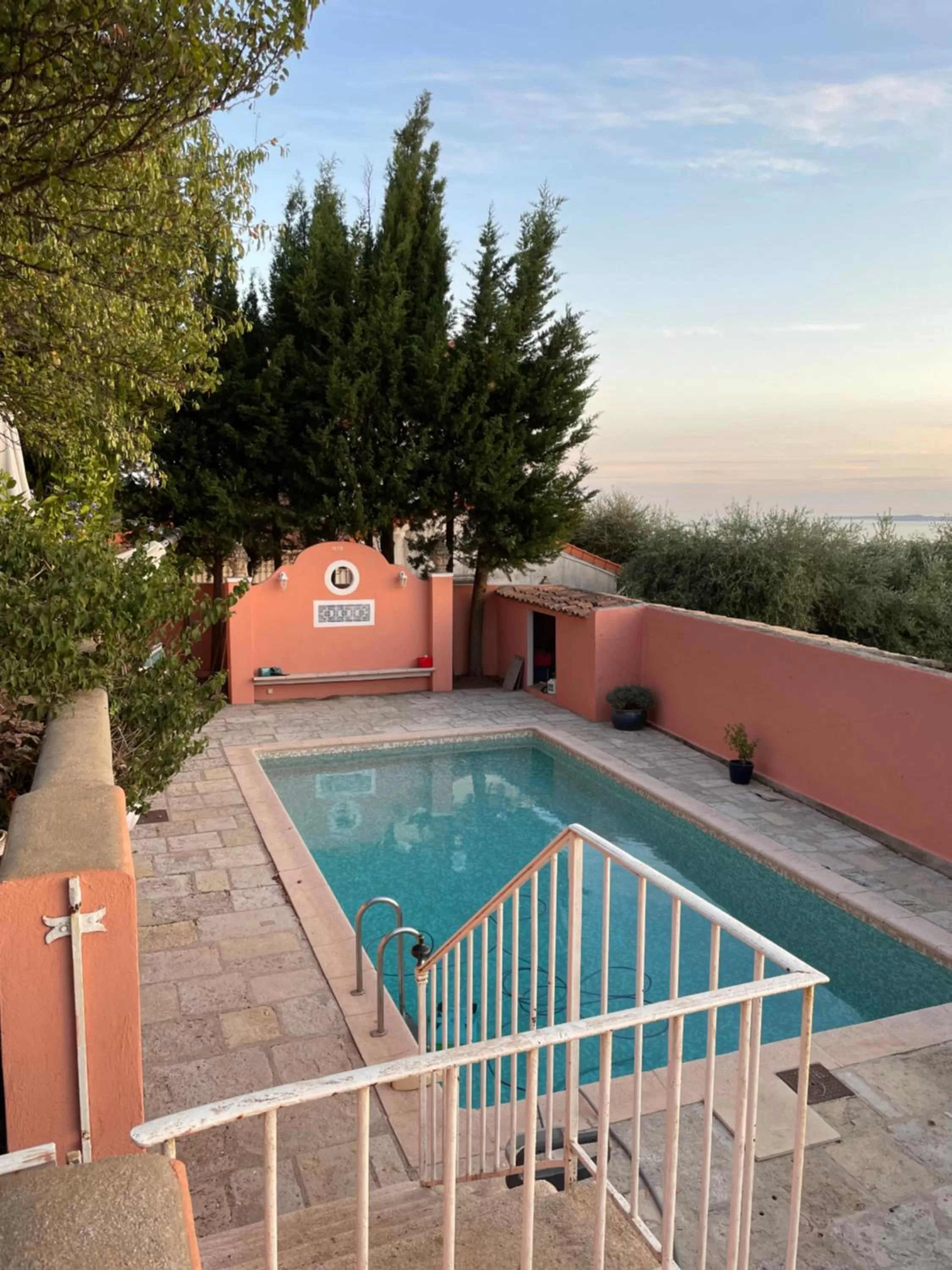Natural landscape, Swimming Pool in Chambre d'hôtes A l'ancre marine