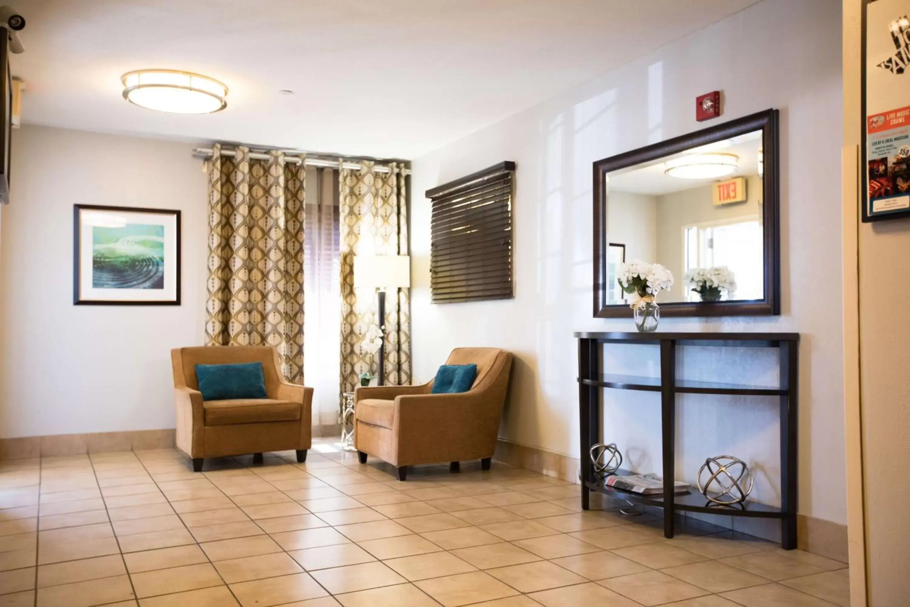 Lobby or reception, Lobby/Reception in Sonesta Simply Suites Austin South