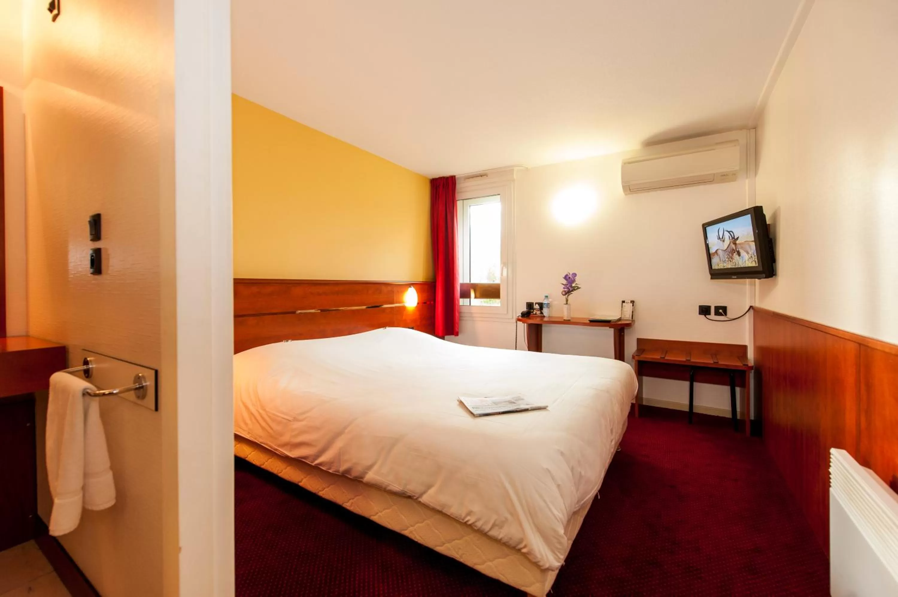 Double Room with Air Conditioning in Brit Hotel Agen - L'Aquitaine