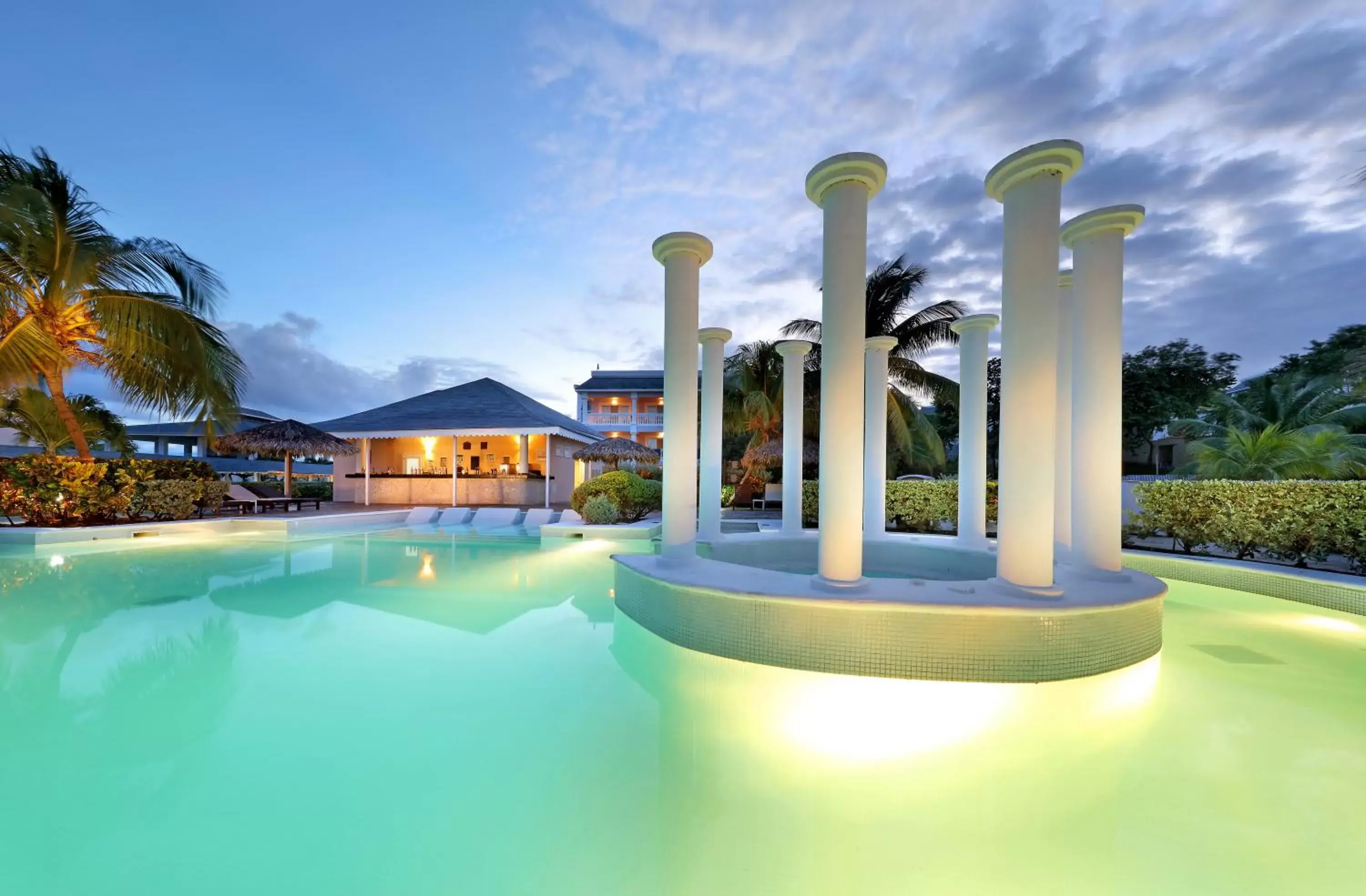 Swimming pool, Property Building in Grand Palladium Jamaica Resort & Spa All Inclusive