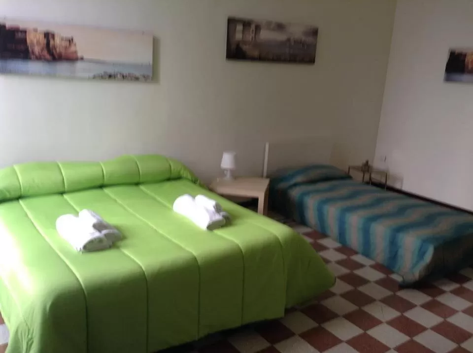 Bed in O Sarracino B&B