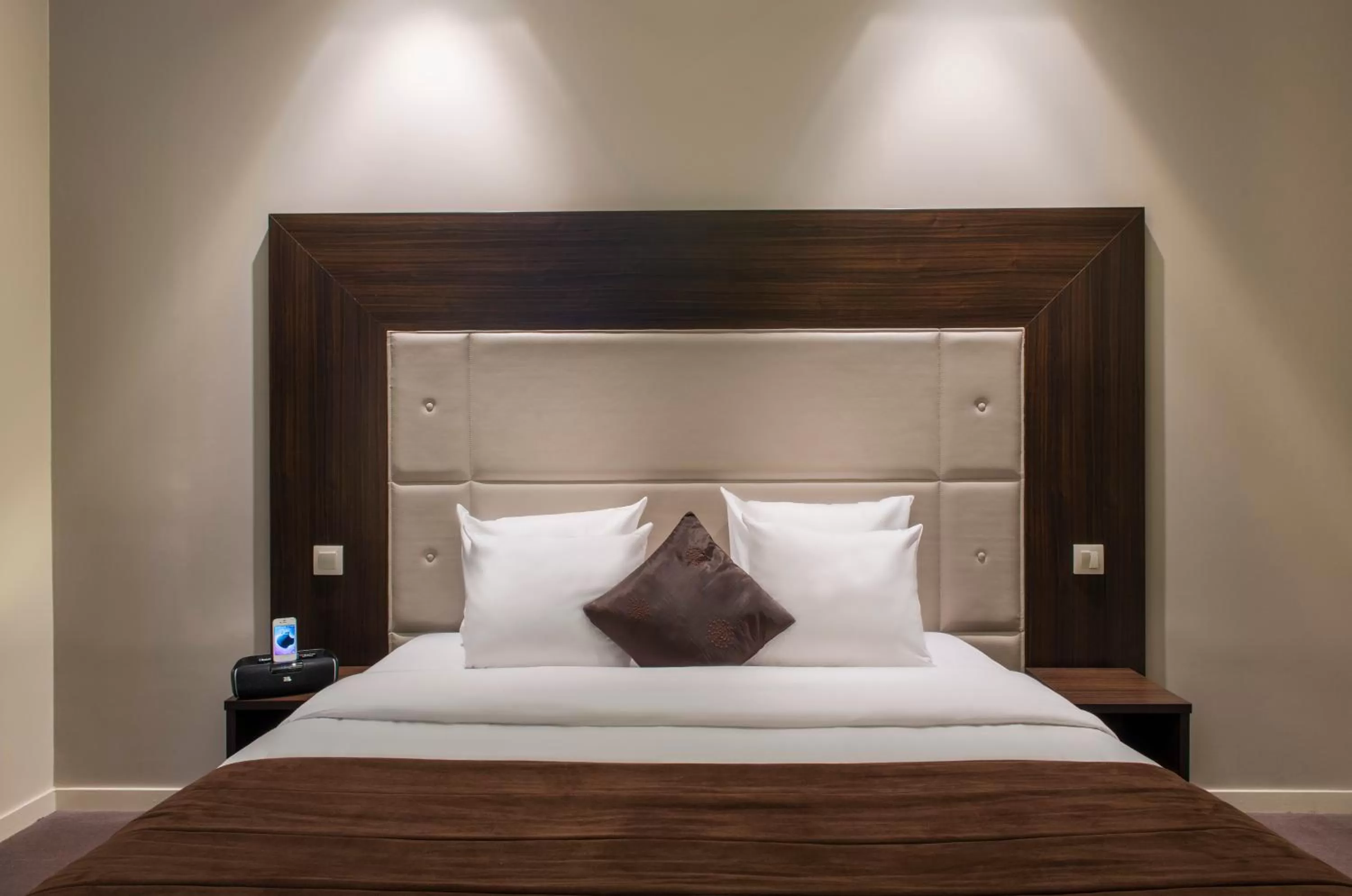 Bed in Hotel Corona -Rodier-