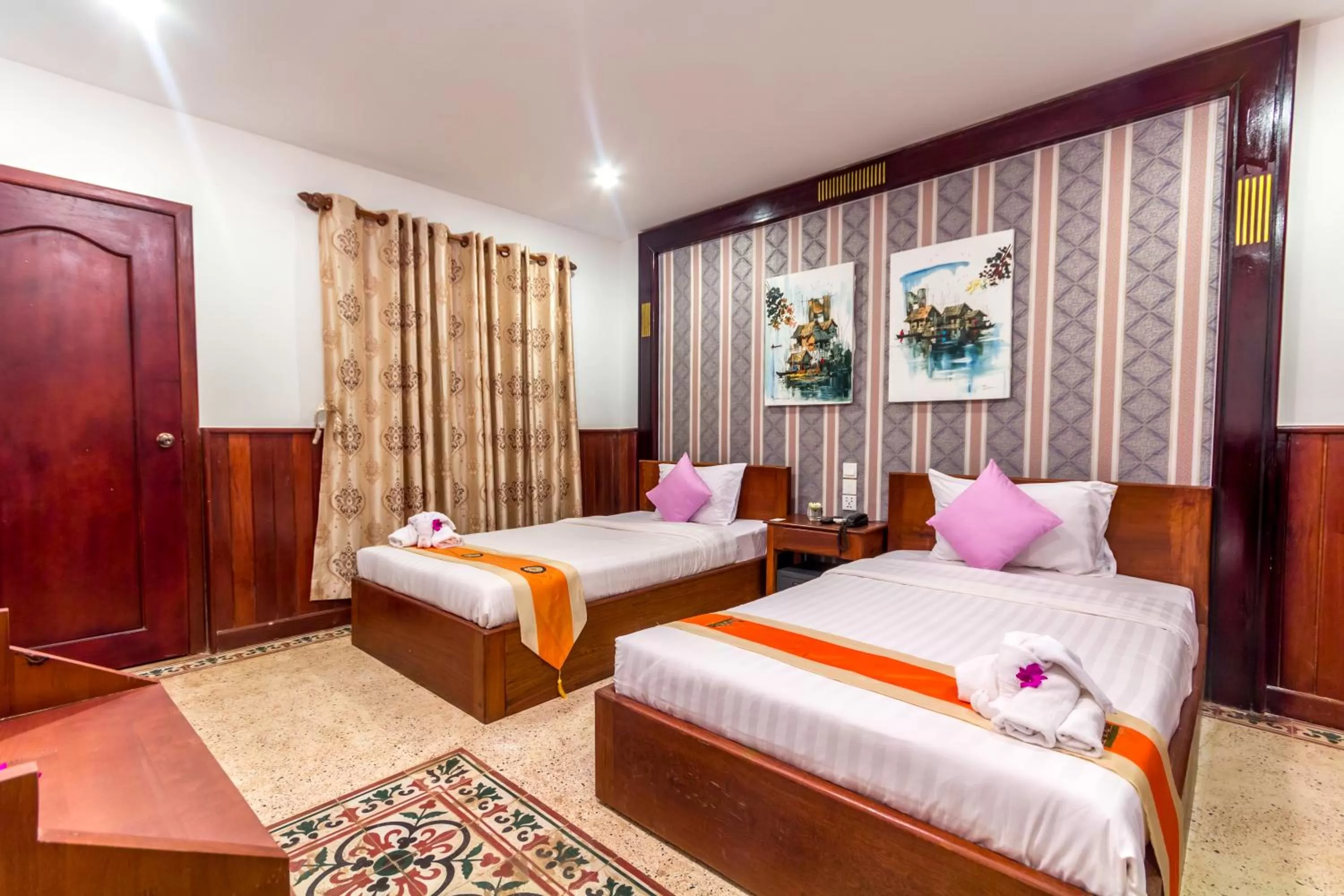 Bed in BayStone Resort