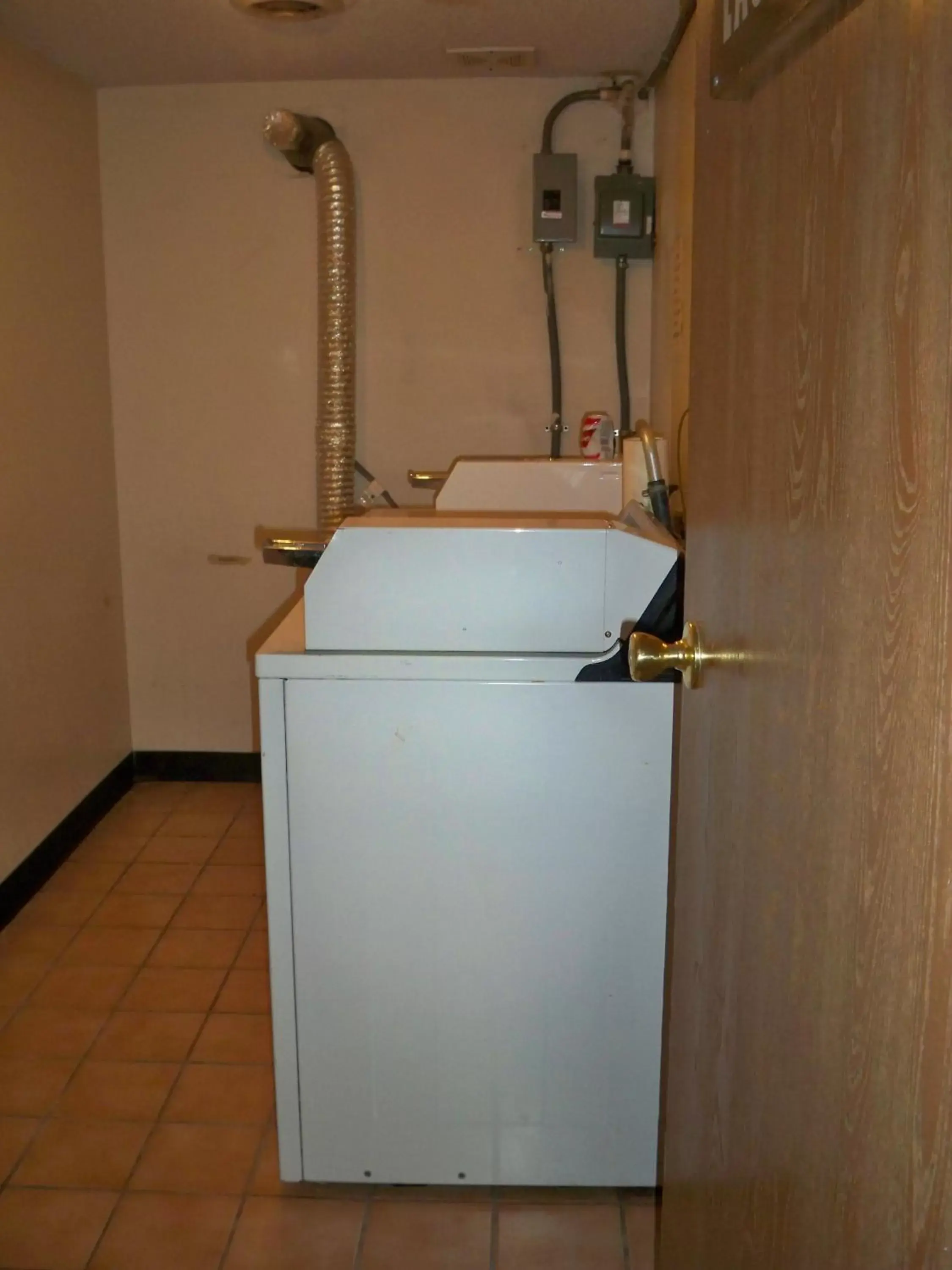 Area and facilities, Bathroom in Economy Inn Wentzville