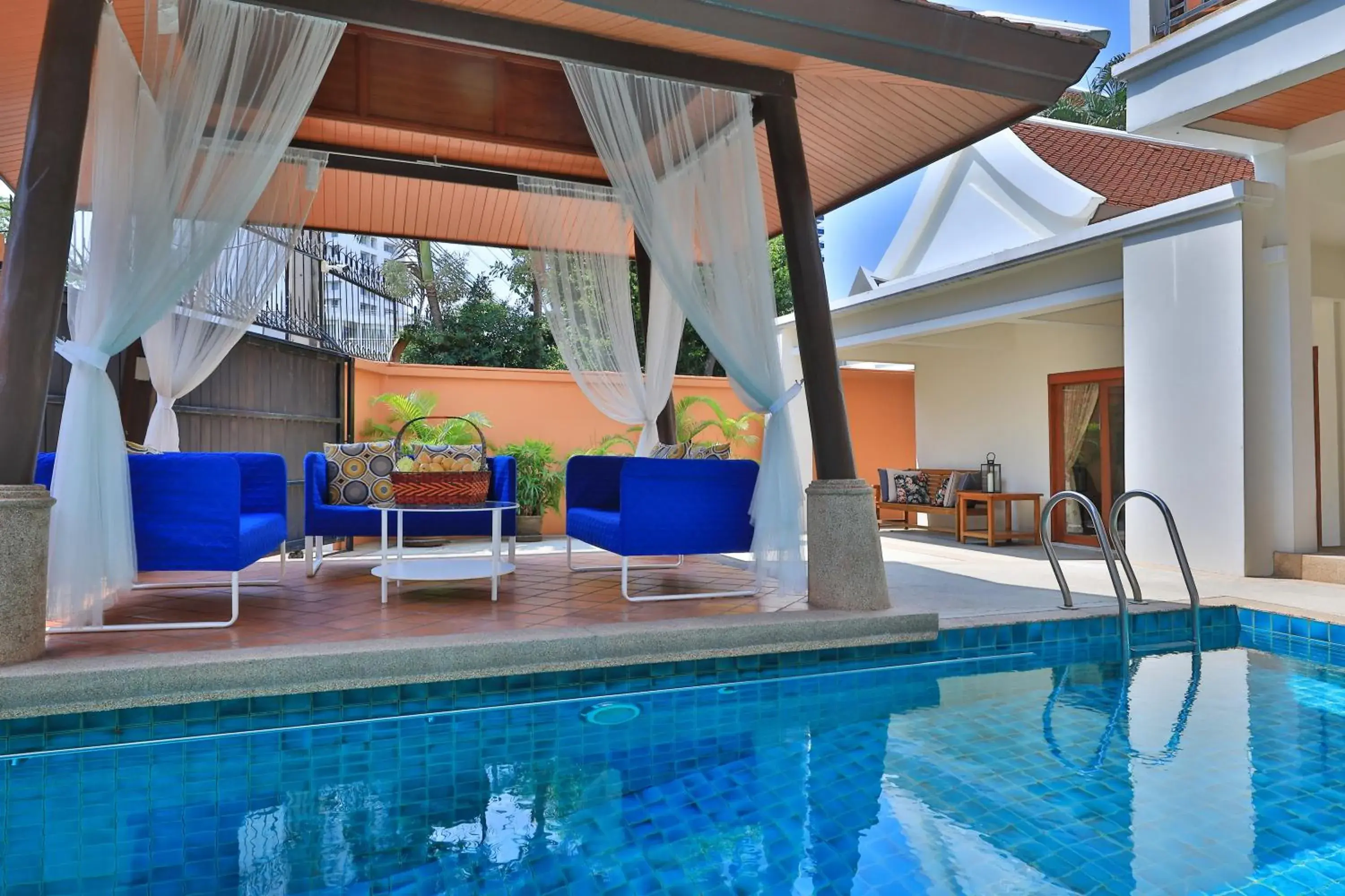 Swimming Pool in Siam Pool Villa Pattaya