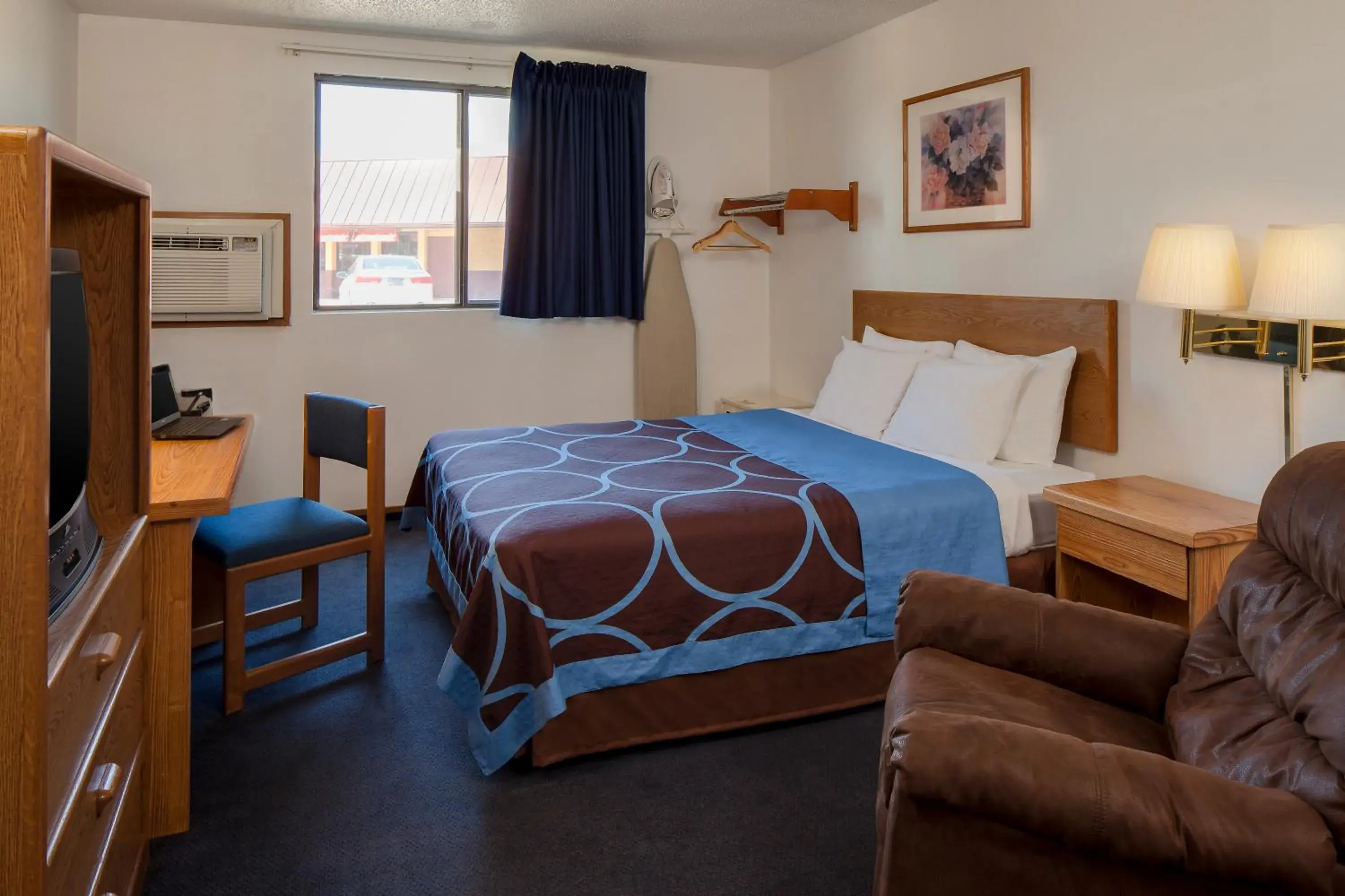 Bed in Super 8 by Wyndham Manhattan KS Bed in Super 8 by Wyndham Manhattan KS