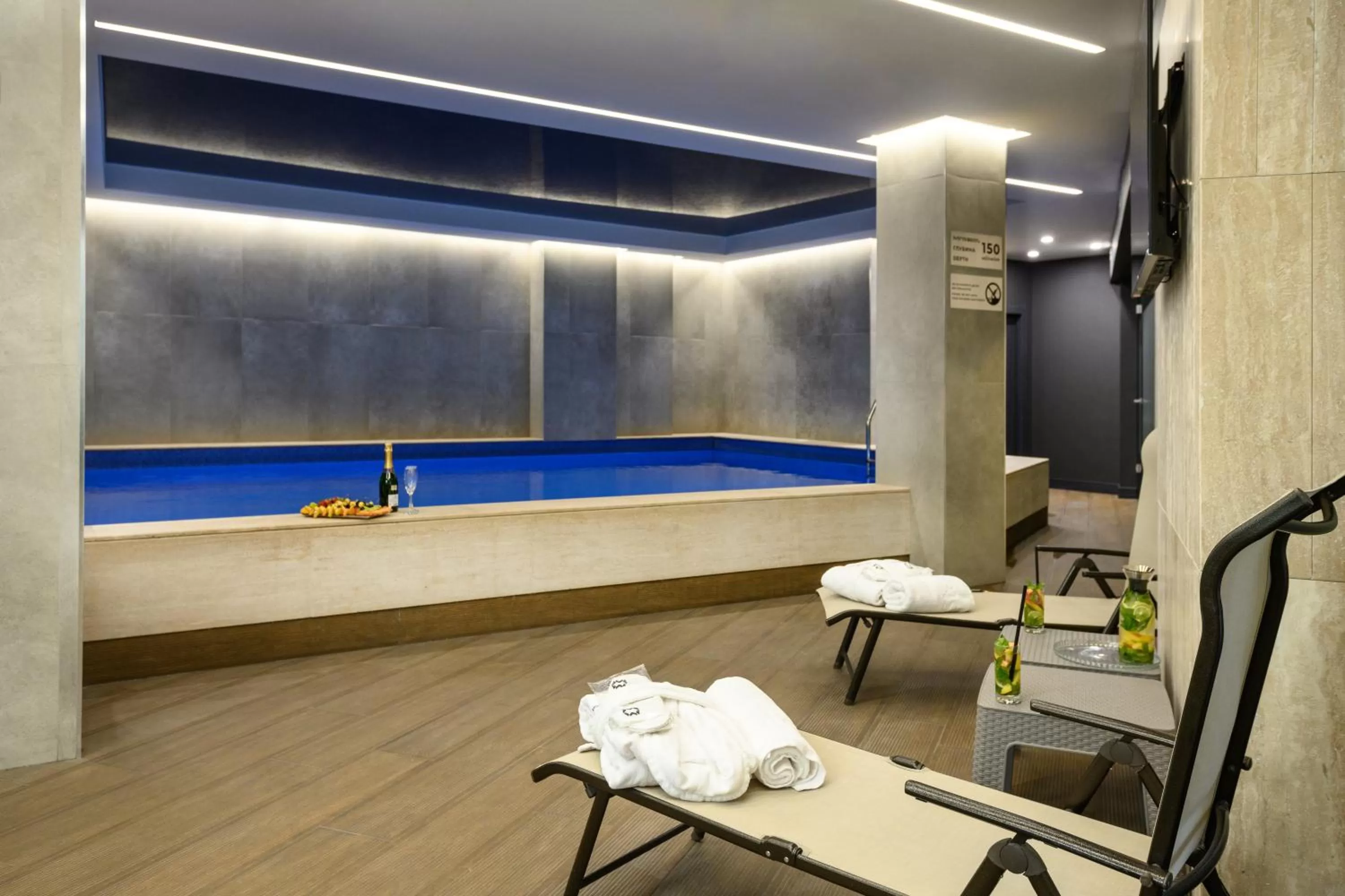 Swimming pool in North Avenue by Stellar Hotels, Yerevan