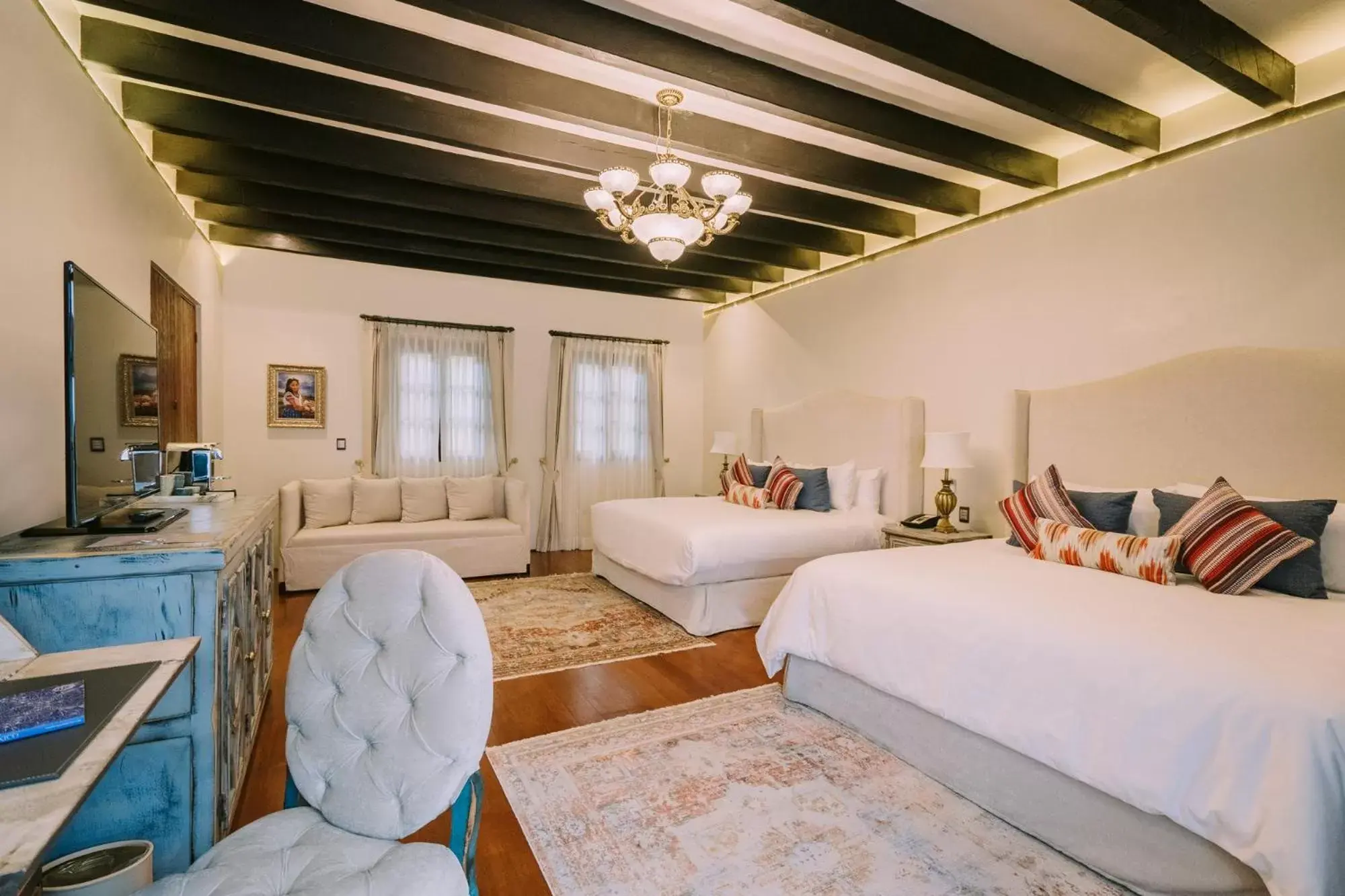 Bed, Seating Area in Casona de los Sapos Hotel Boutique