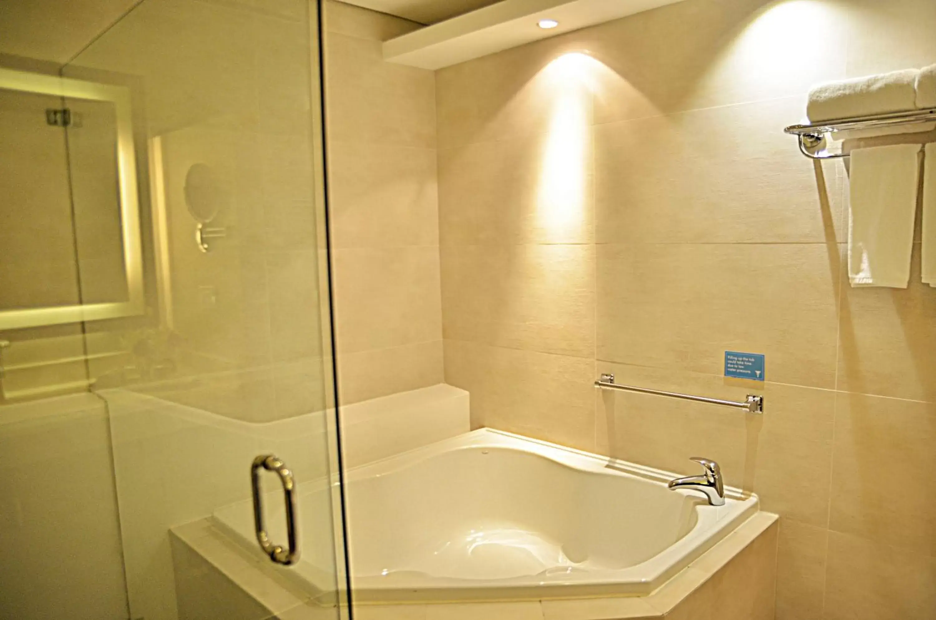 Bathroom in Thunderbird Resorts - Poro Point