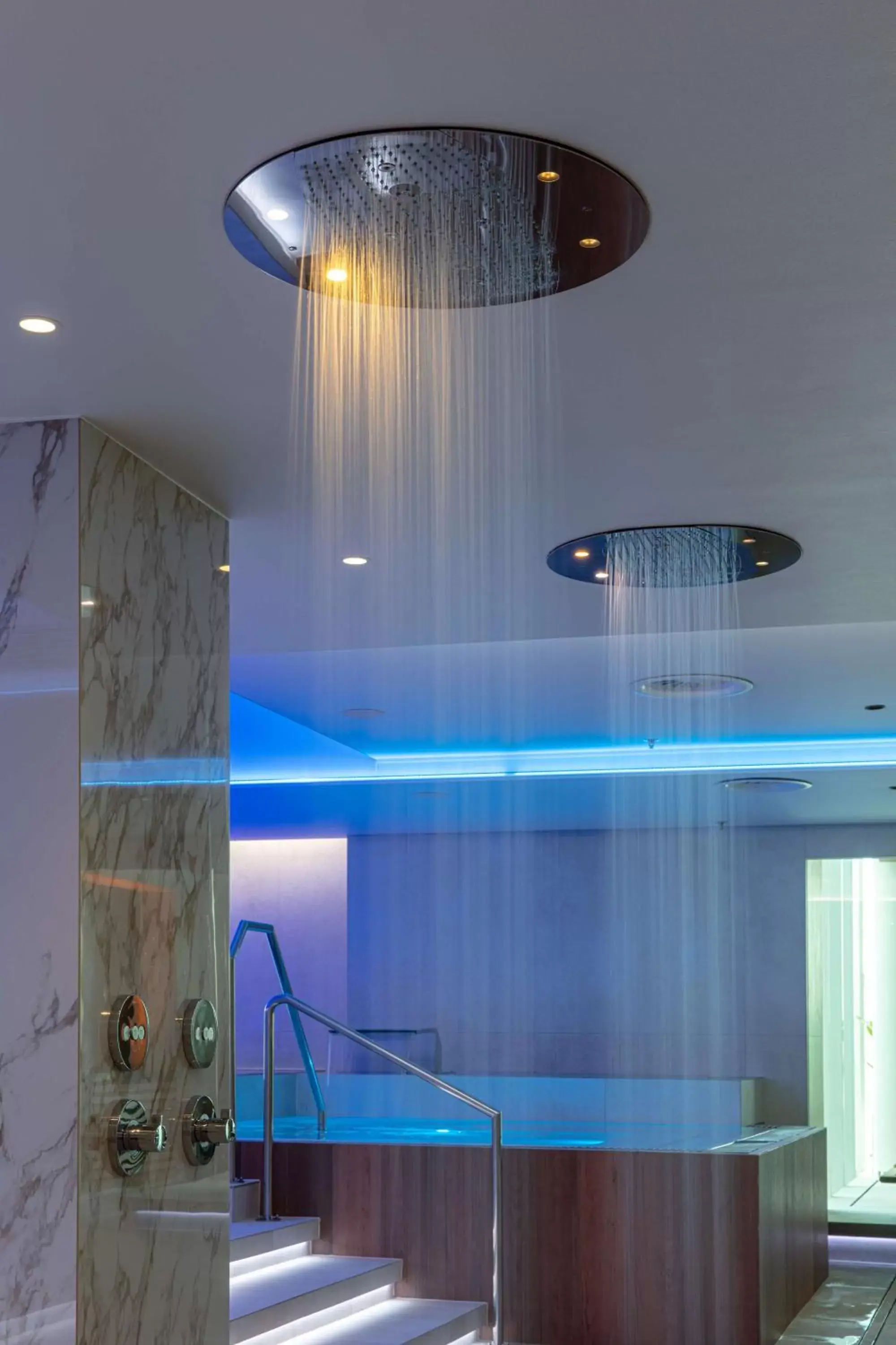 Spa and wellness centre/facilities, Bathroom in Radisson Collection Hotel, Tallinn