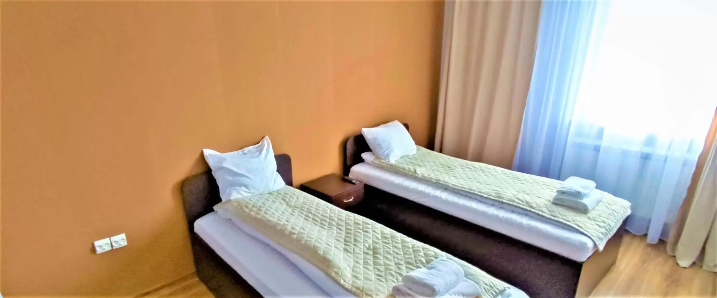 Bedroom, Bed in Spa Hotel Gloria Przemyśl Bedroom, Bed in Spa Hotel Gloria Przemyśl