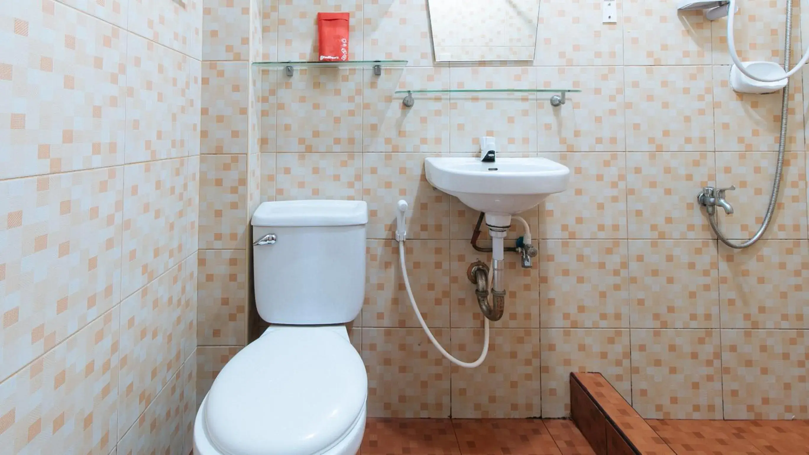 Toilet, Bathroom in L Mansion 2 Palanan Makati City