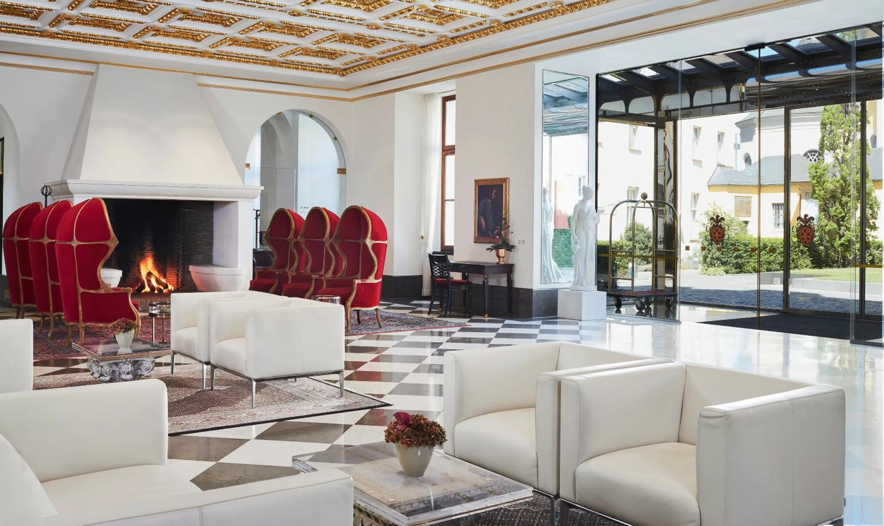 Lobby or reception in Living Hotel De Medici