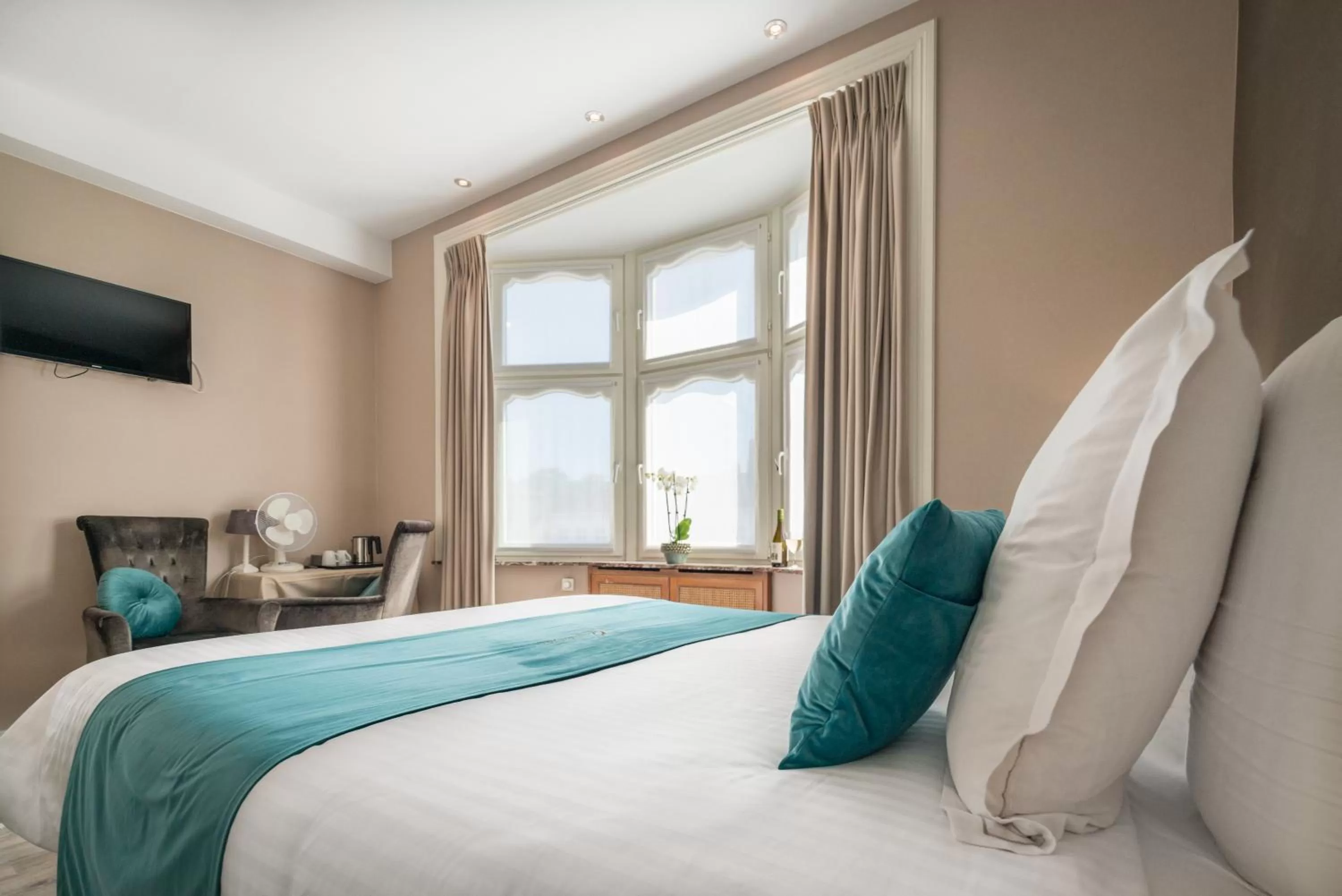 Bedroom, Bed in Hotel Maraboe