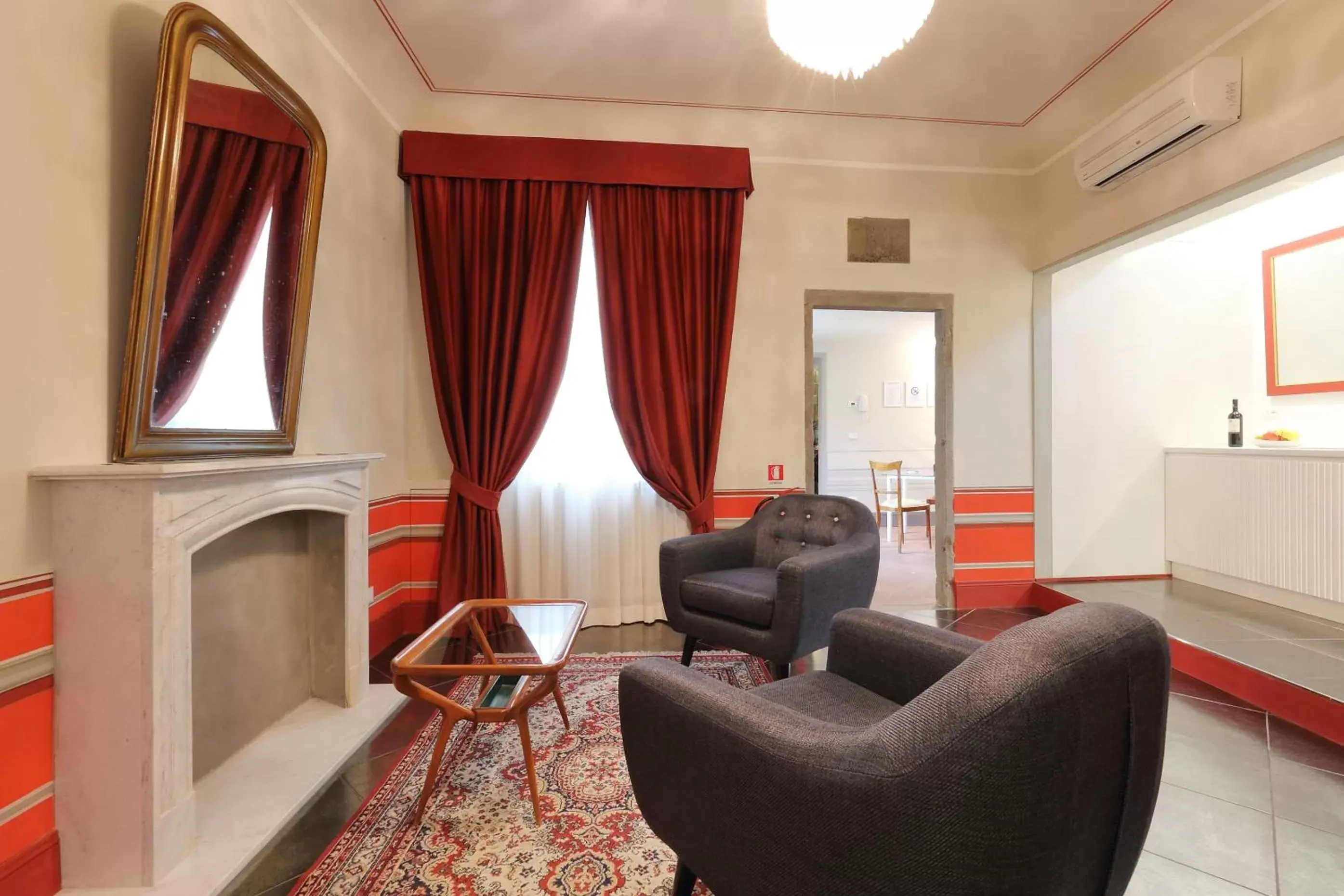 Living room, Seating Area in Uffizi Harmony