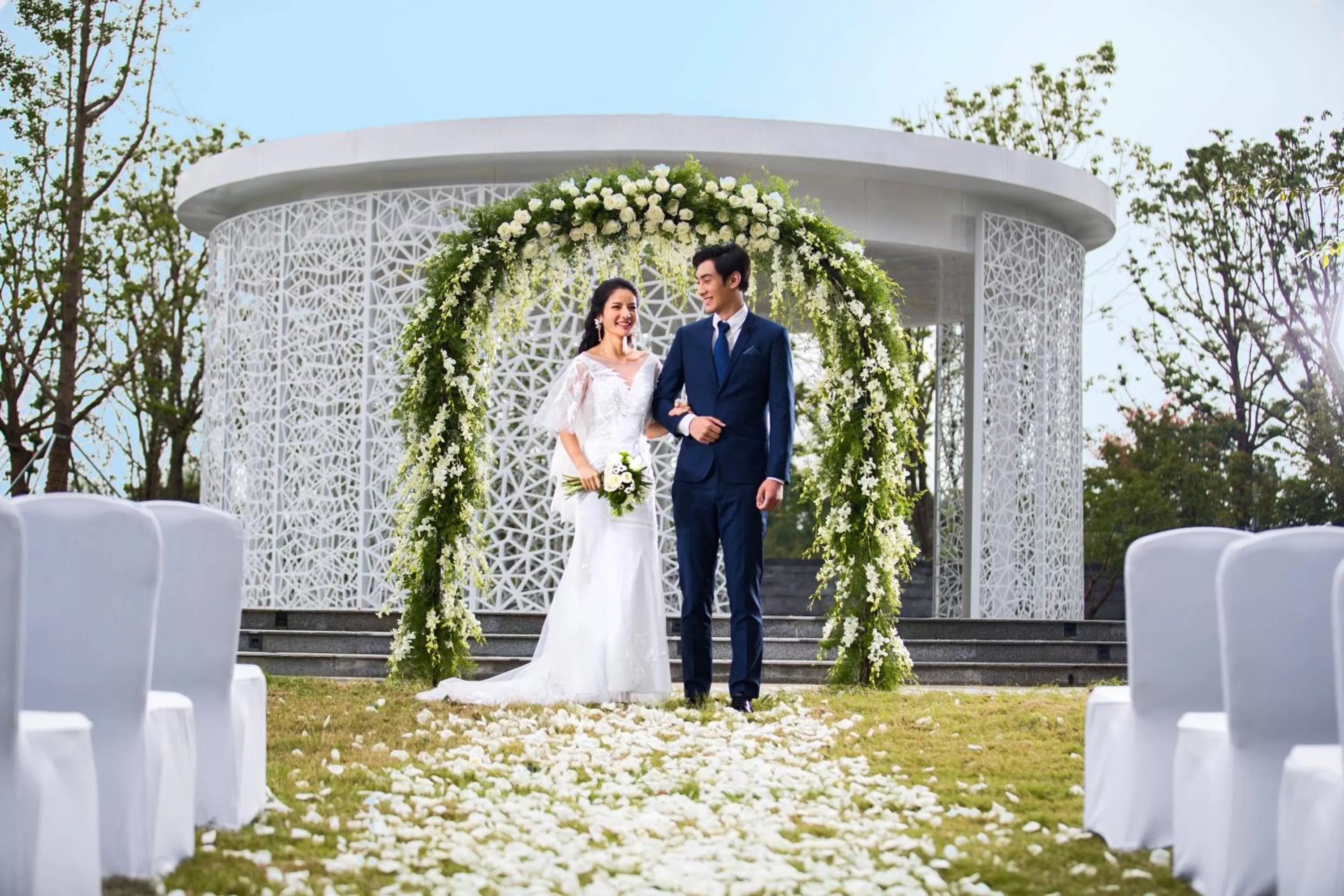 Banquet/Function facilities in Renaissance Suzhou Taihu Lake Hotel