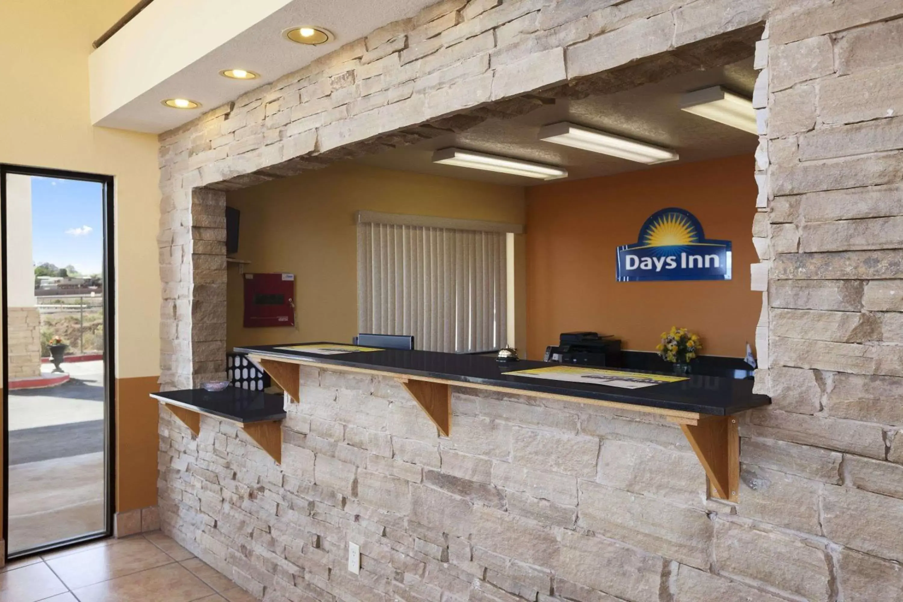 Lobby or reception, Lobby/Reception in Days Inn by Wyndham Los Lunas