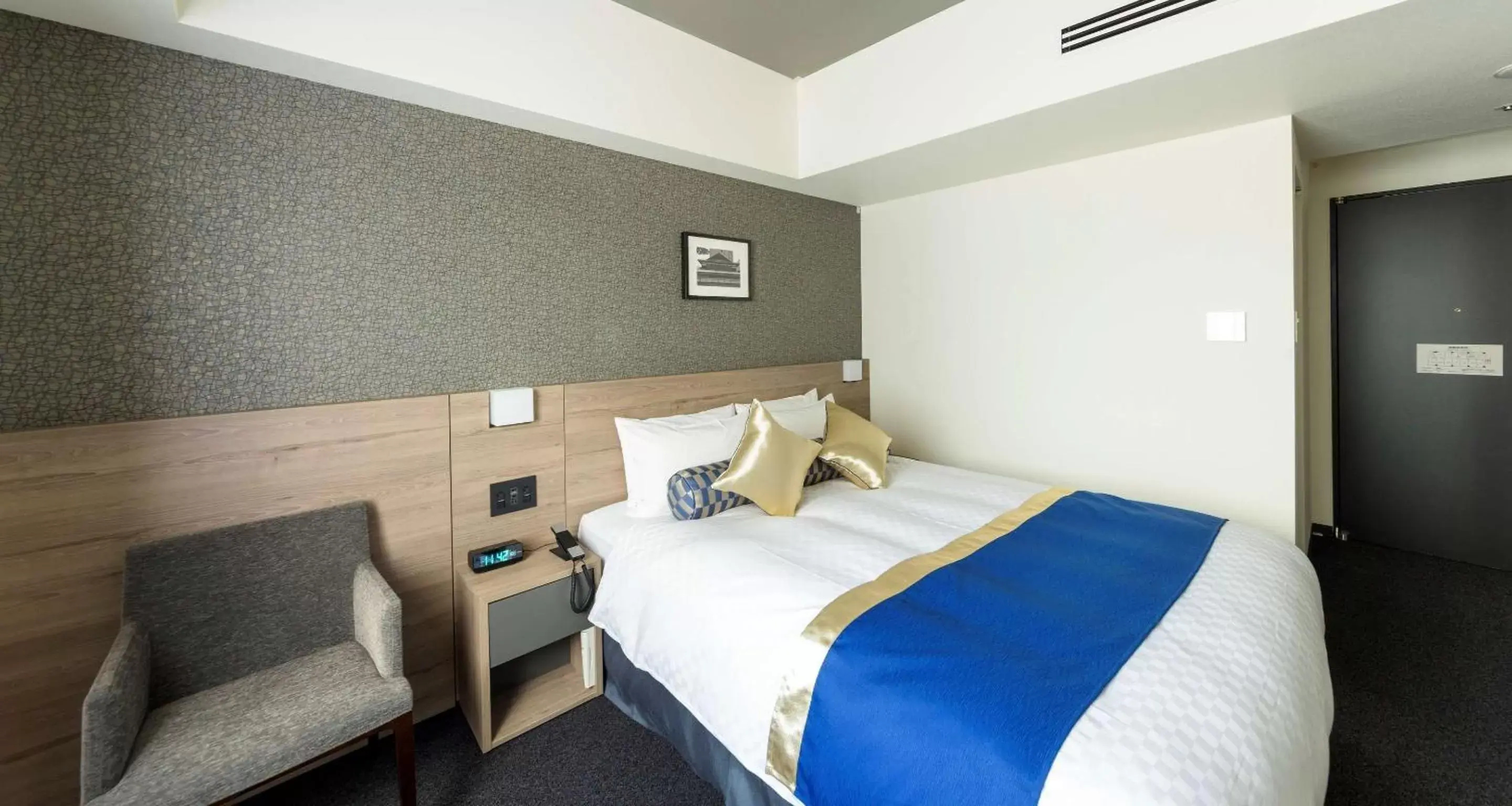 Bedroom, Bed in Best Western Plus Hotel Fino Osaka Kitahama