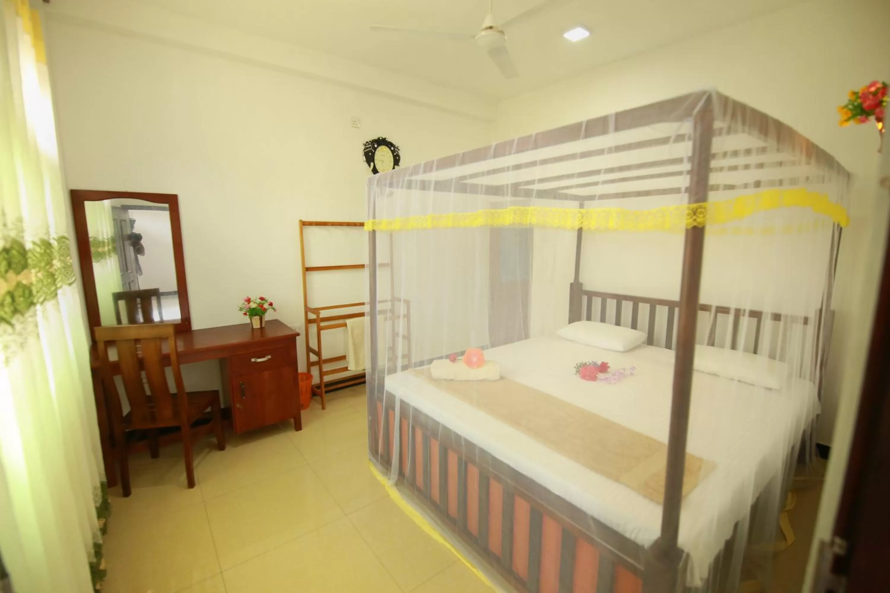 Bed in New Ocean Vibes Ahangama