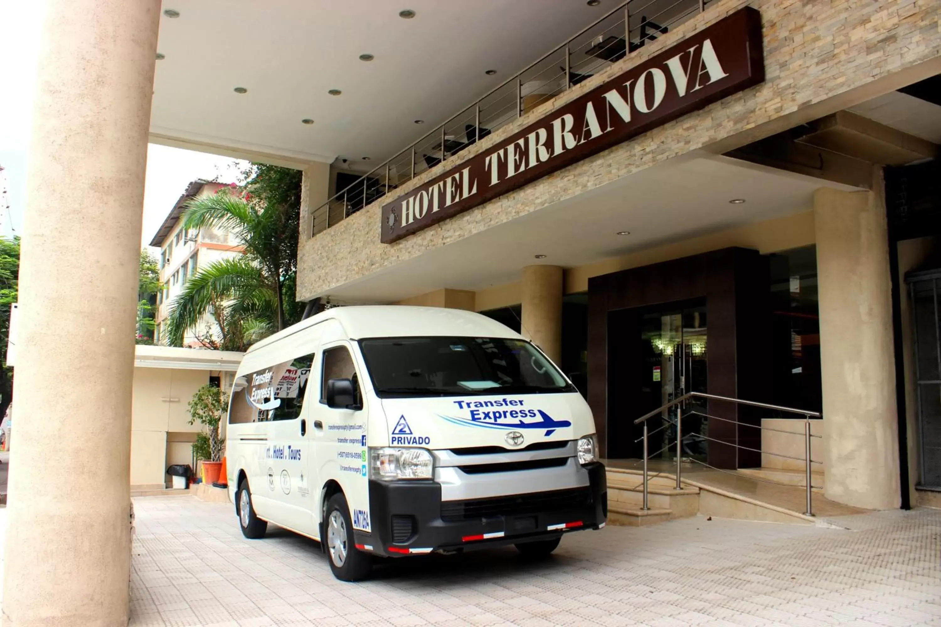 Facade/entrance in Hotel Terranova