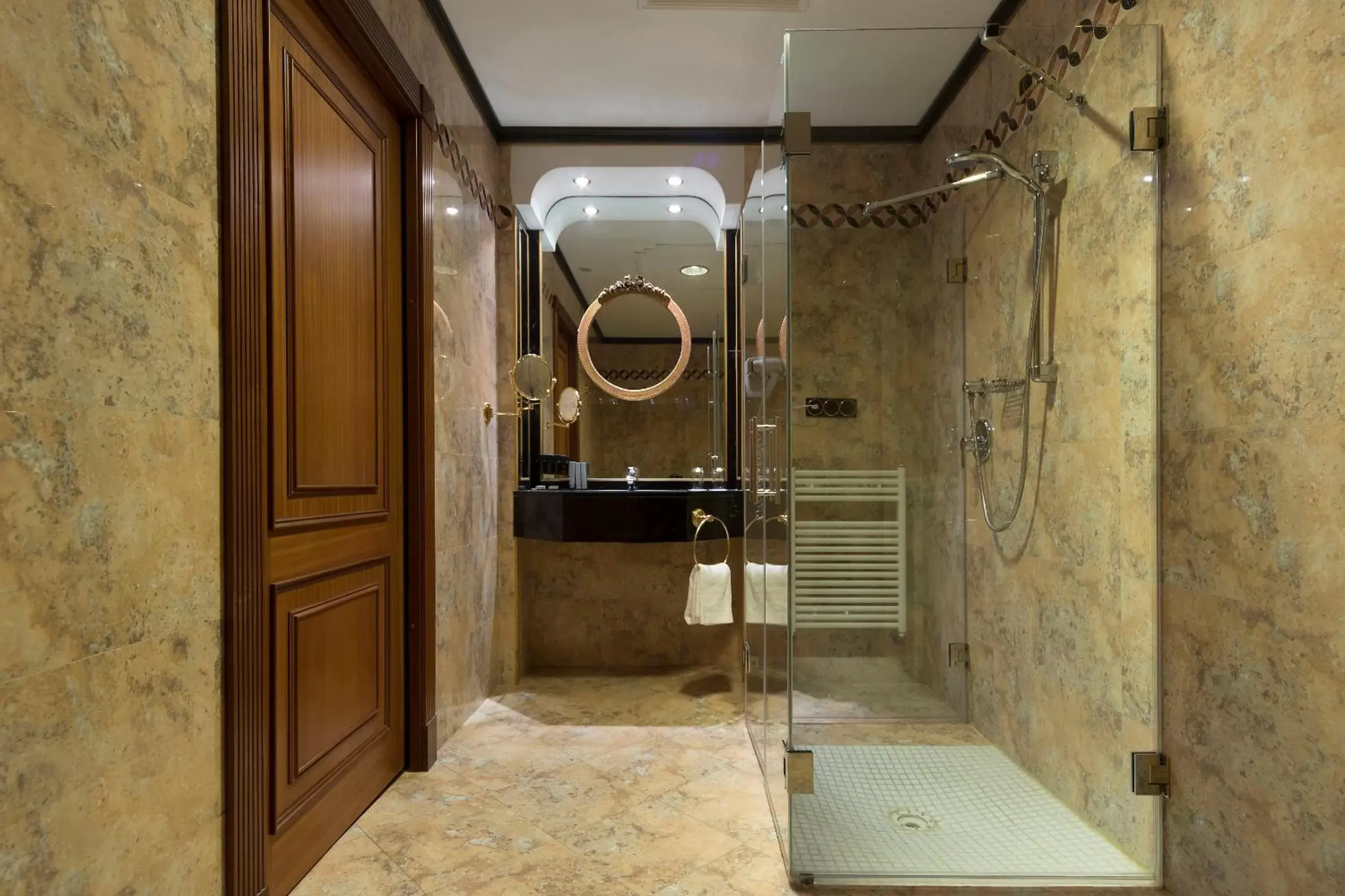 Shower, Bathroom in Meliá Milano