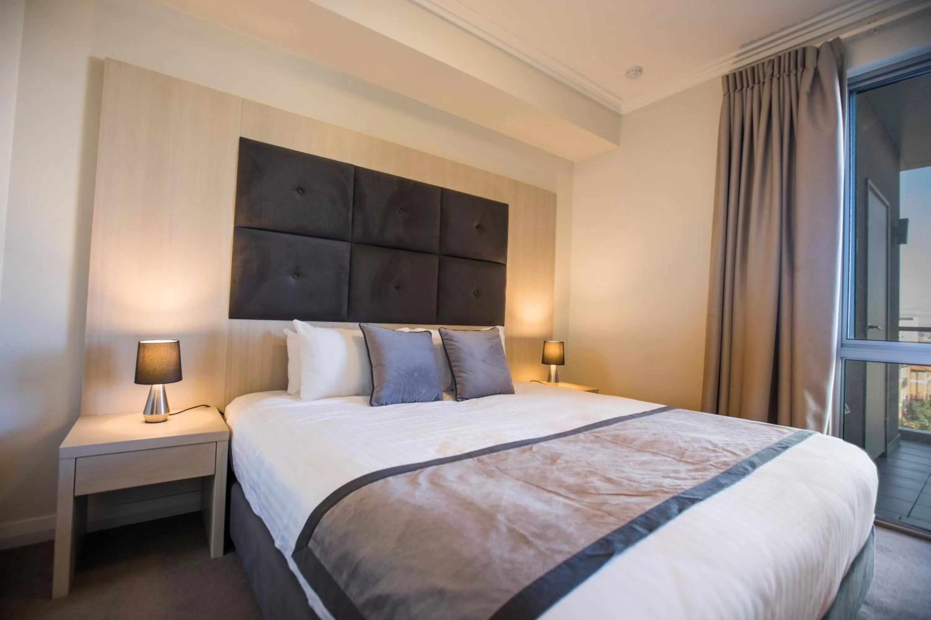 Bed in Zappeion Apartments