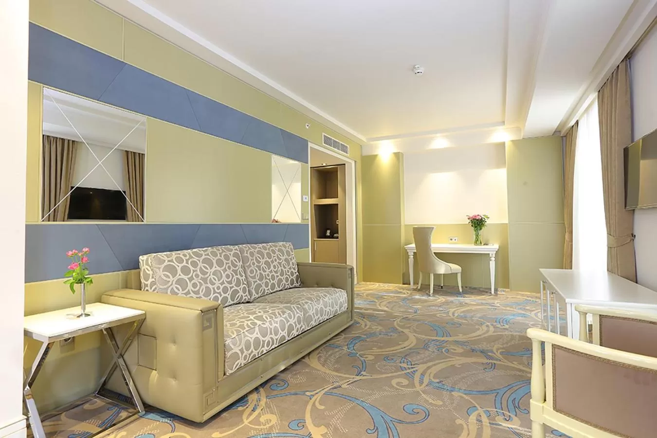 Ambassadori Tbilisi Hotel