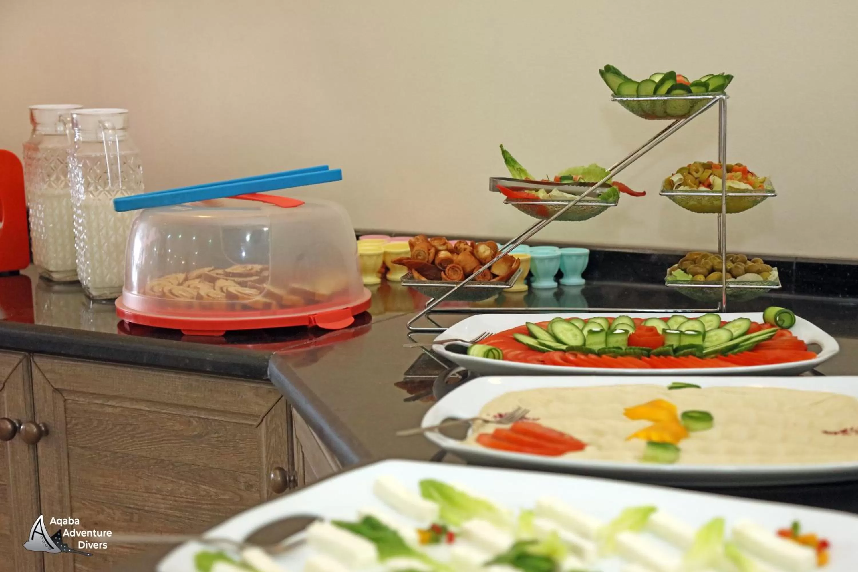 Food and drinks in Aqaba Adventure Divers Resort & Dive Center