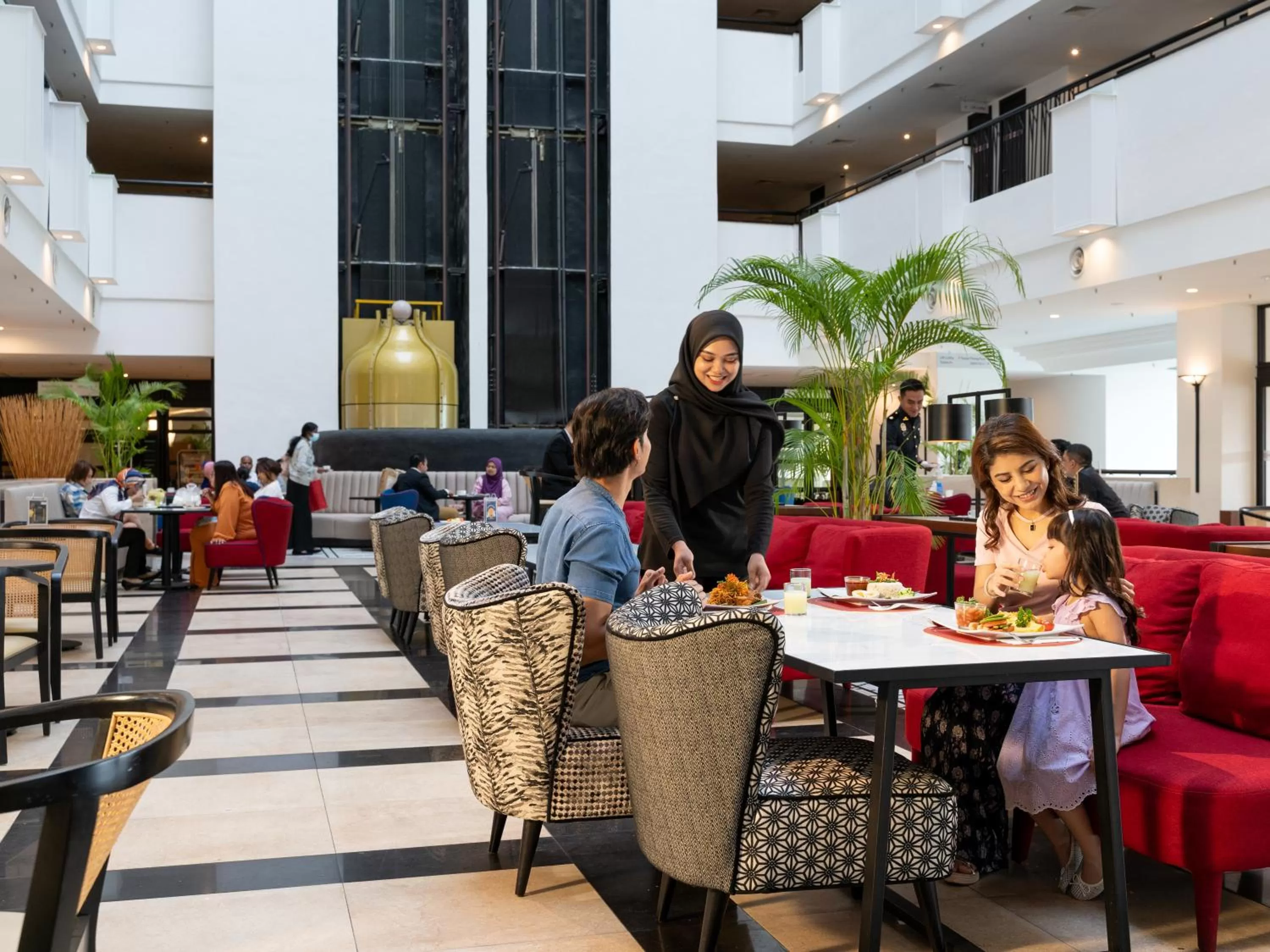 Restaurant/places to eat in Travelodge Ipoh